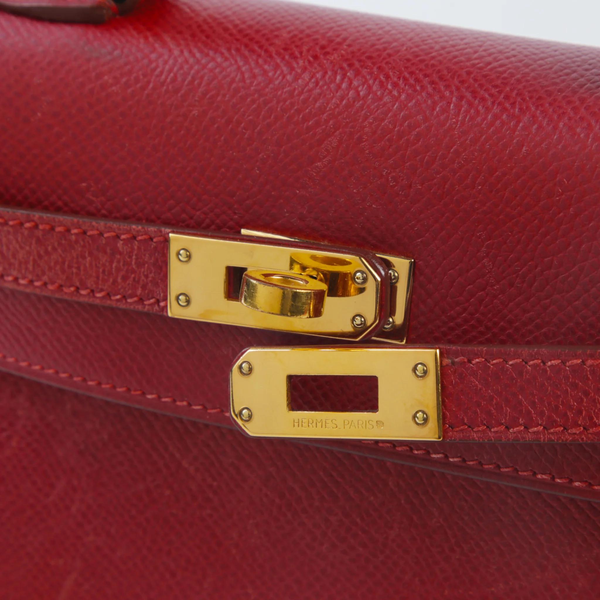 Good ( Rank AB) HERMÈS Vintage Mini Kelly 20 Rouge Vif (53) Gold hardware Circle Y (1995) - 11
