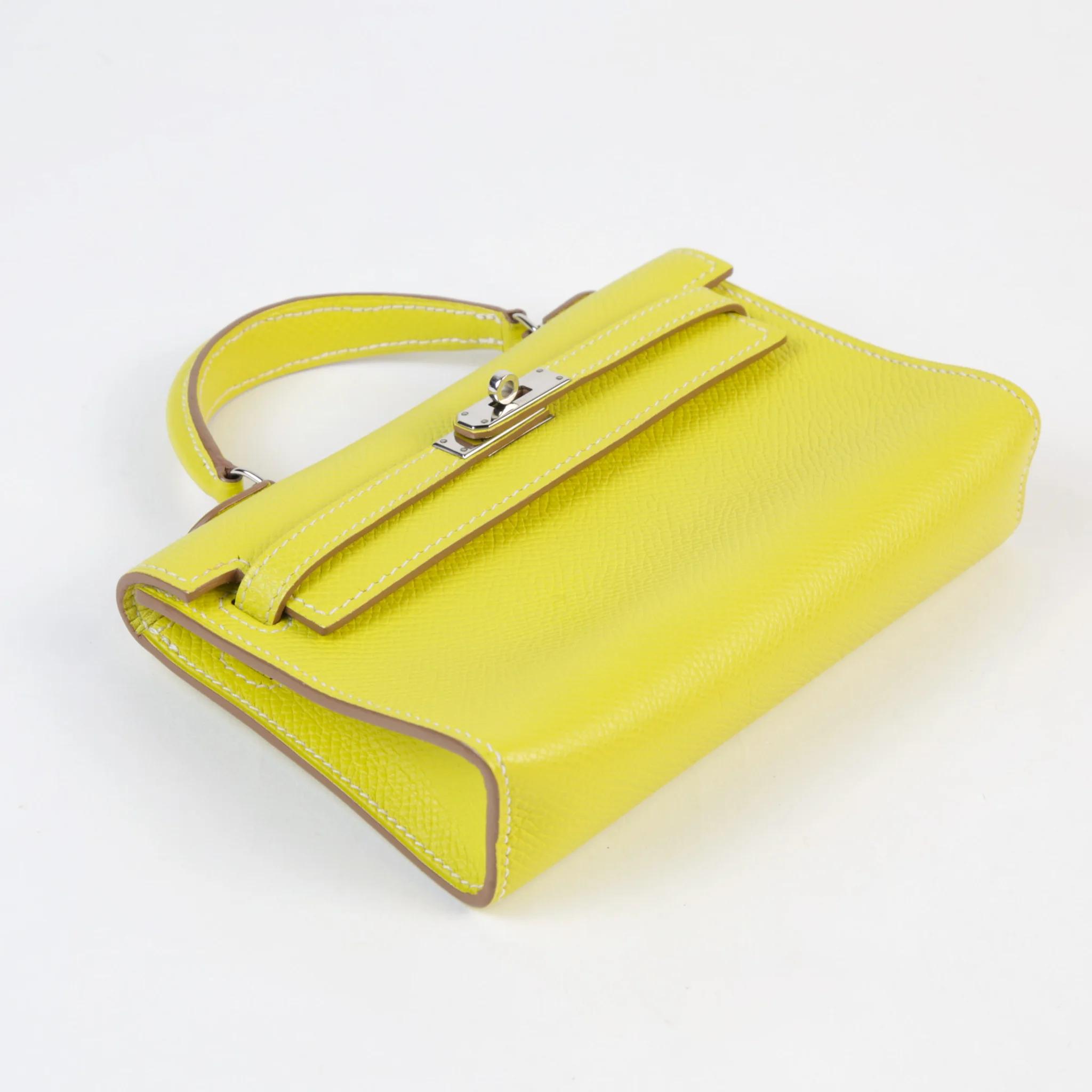 Very Good ( Rank A) HERMÈS Kelly Tiny Lime (9R) Epsom Palladium hardware Square O (2011) - 4