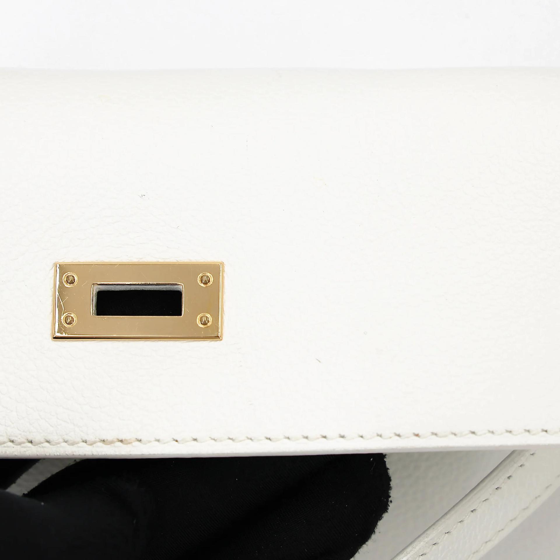 Very Good ( Rank A) HERMÈS Kelly Danse White (01) Evercolor Gold hardware U (2022) - 19