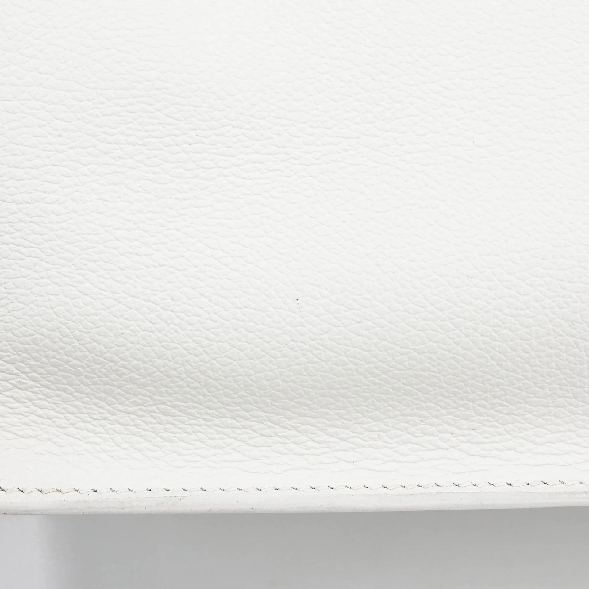 Very Good ( Rank A) HERMÈS Kelly Danse White (01) Evercolor Gold hardware U (2022) - 18