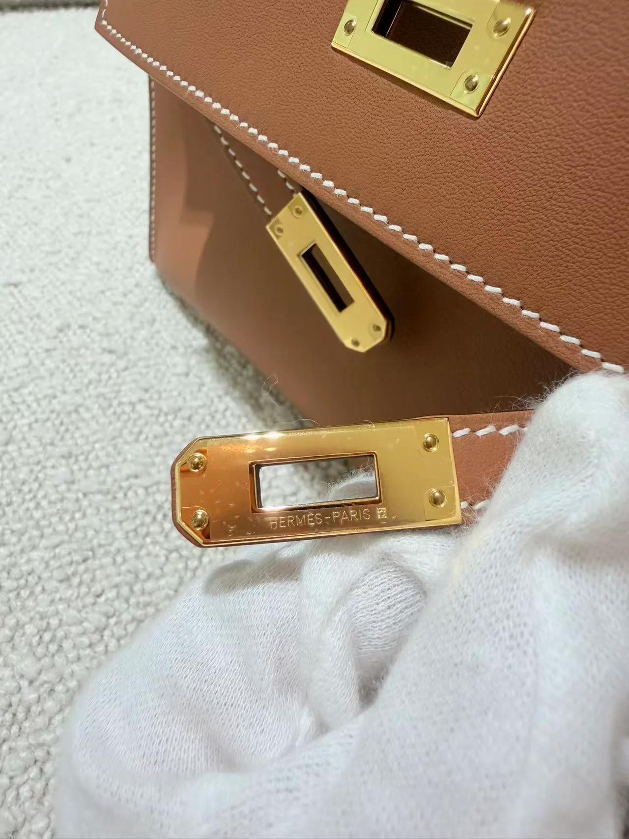 Brand New ( Rank N ) HERMÈS Kelly Pochette Gold (37) Swift Gold hardware G (2026) - 15