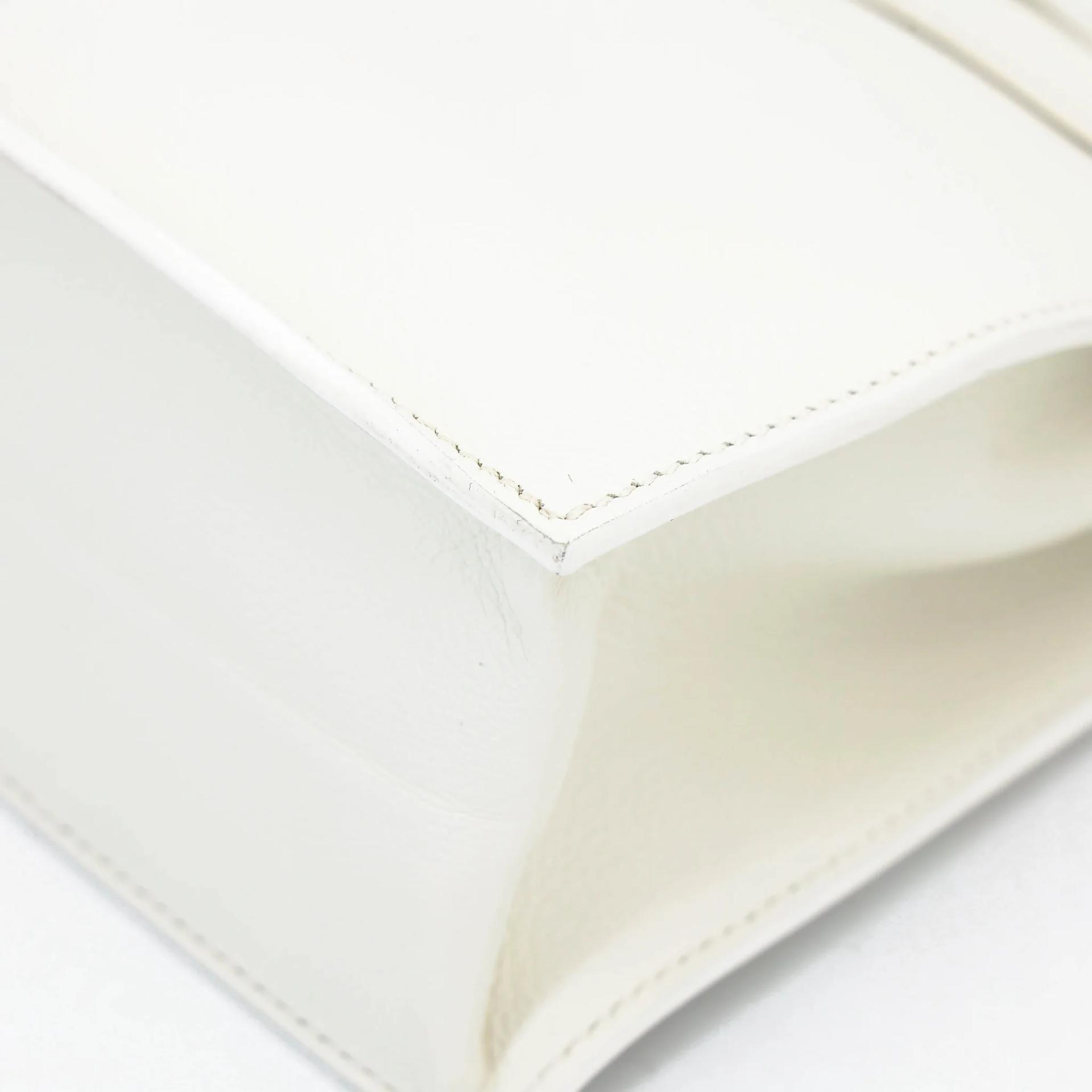 Very Good ( Rank A) HERMÈS Kelly Danse White (01) Evercolor Gold hardware U (2022) - 9