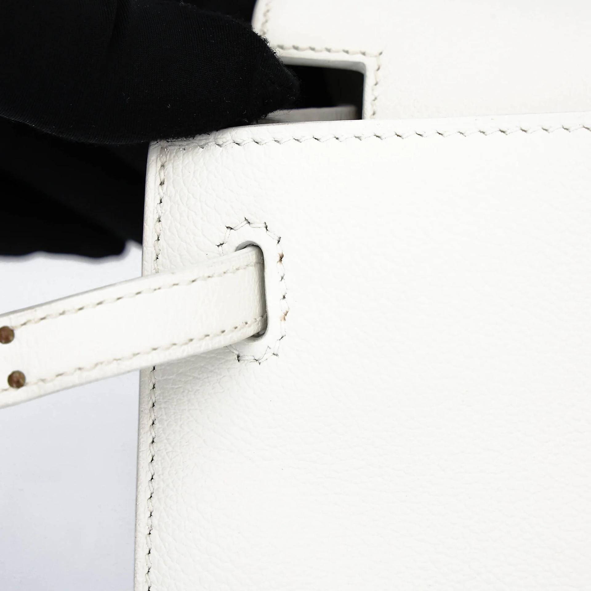 Very Good ( Rank A) HERMÈS Kelly Danse White (01) Evercolor Gold hardware U (2022) - 27