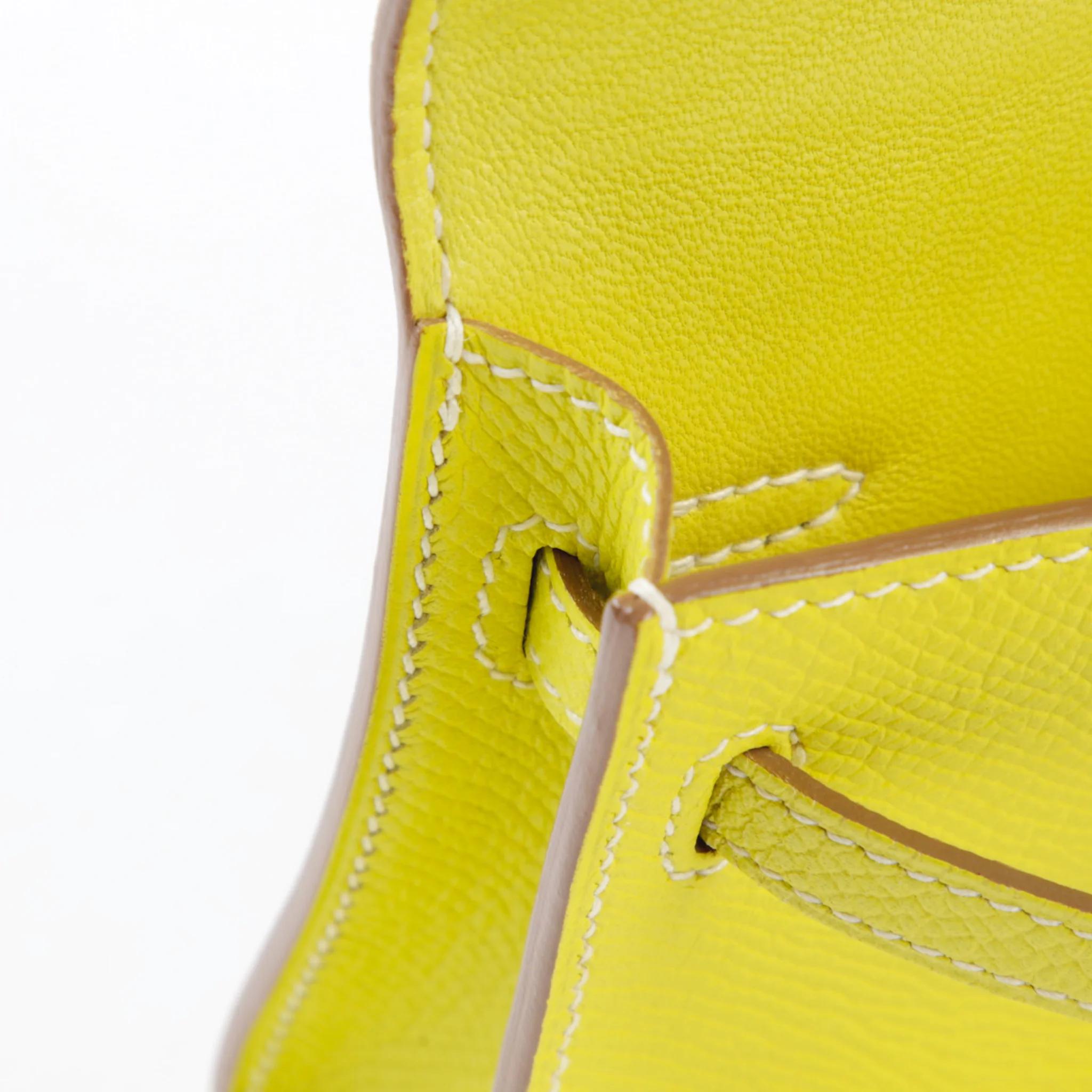 Very Good ( Rank A) HERMÈS Kelly Tiny Lime (9R) Epsom Palladium hardware Square O (2011) - 13