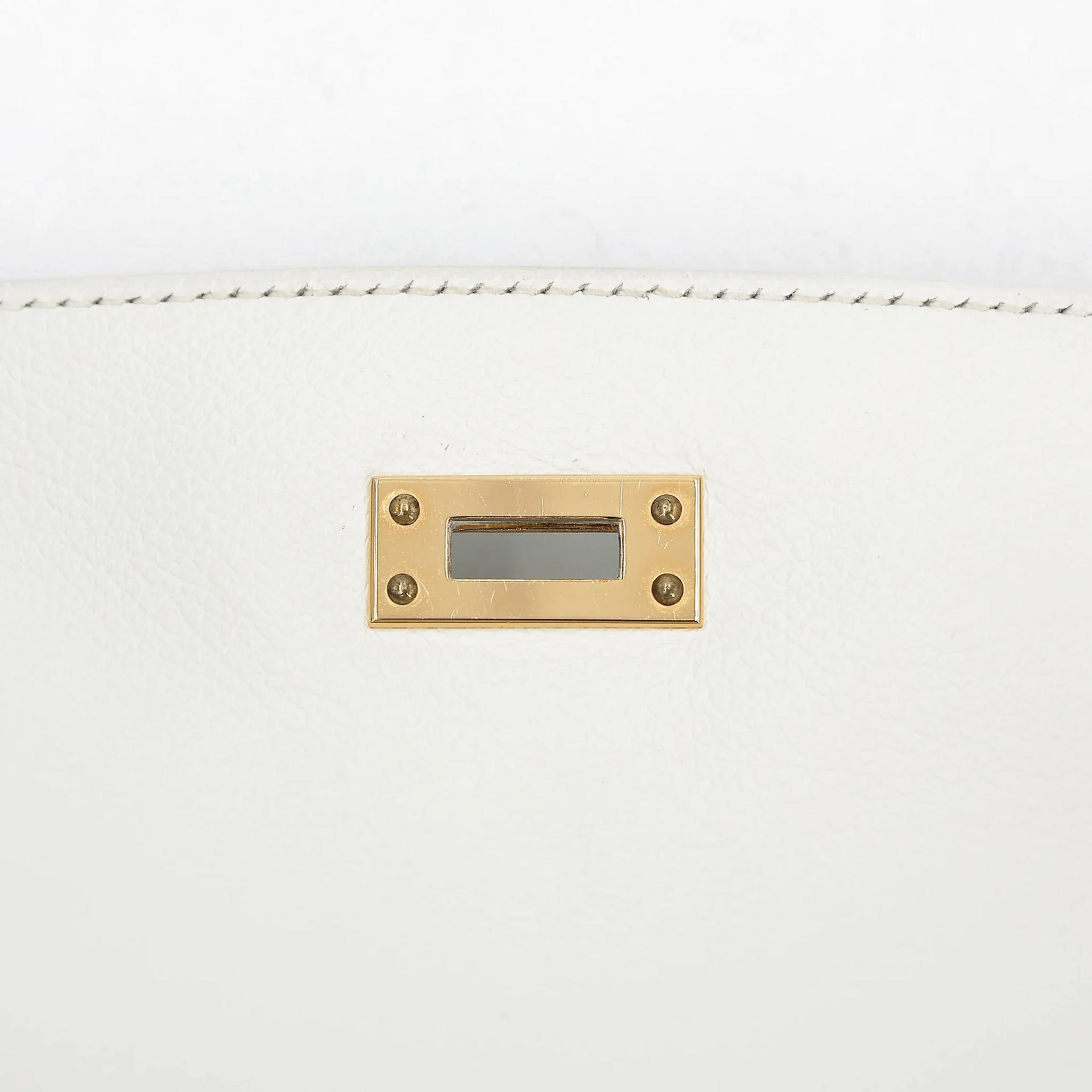 Very Good ( Rank A) HERMÈS Kelly Danse White (01) Evercolor Gold hardware U (2022) - 23