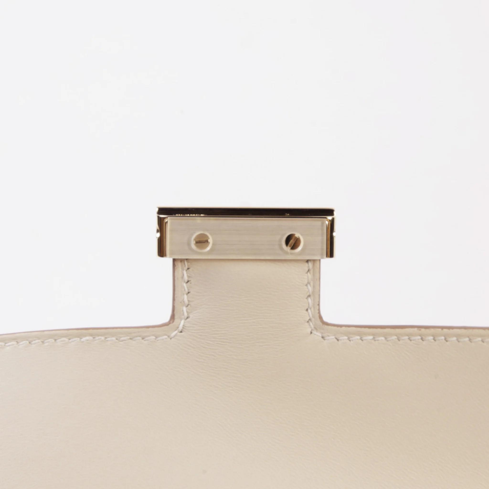 Unused ( Rank NS ) HERMÈS Constance Elan Craie (10) Epsom Permabrass hardware G (2026) - 9