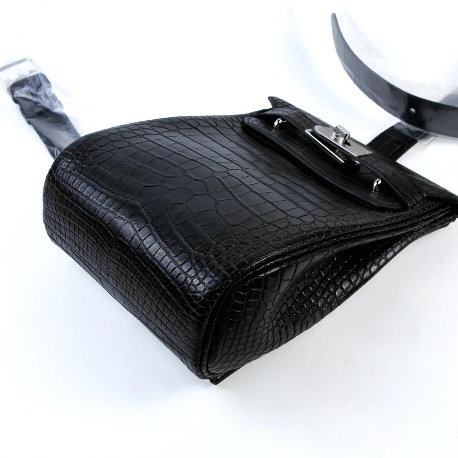 Unused ( Rank NS ) HERMÈS Hac a Dos PM Noir (89) Matte Alligator Palladium hardware K (2025) - 5