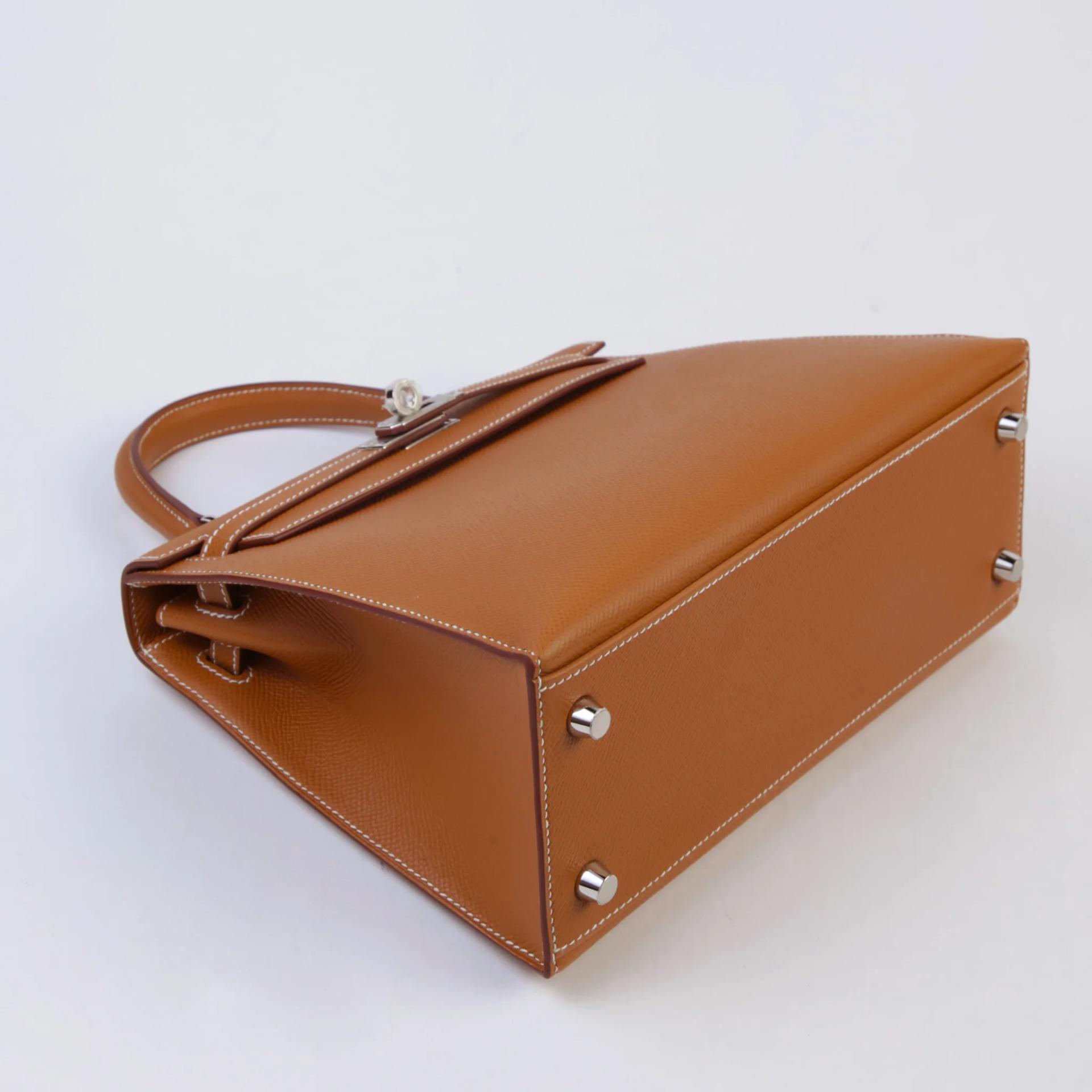 Brand New ( Rank N ) HERMÈS Kelly 25 Sellier Gold (37) Epsom Palladium hardware G (2026) - 4