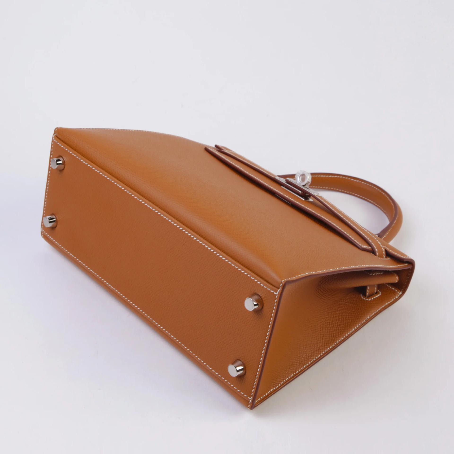 Brand New ( Rank N ) HERMÈS Kelly 25 Sellier Gold (37) Epsom Palladium hardware G (2026) - 5