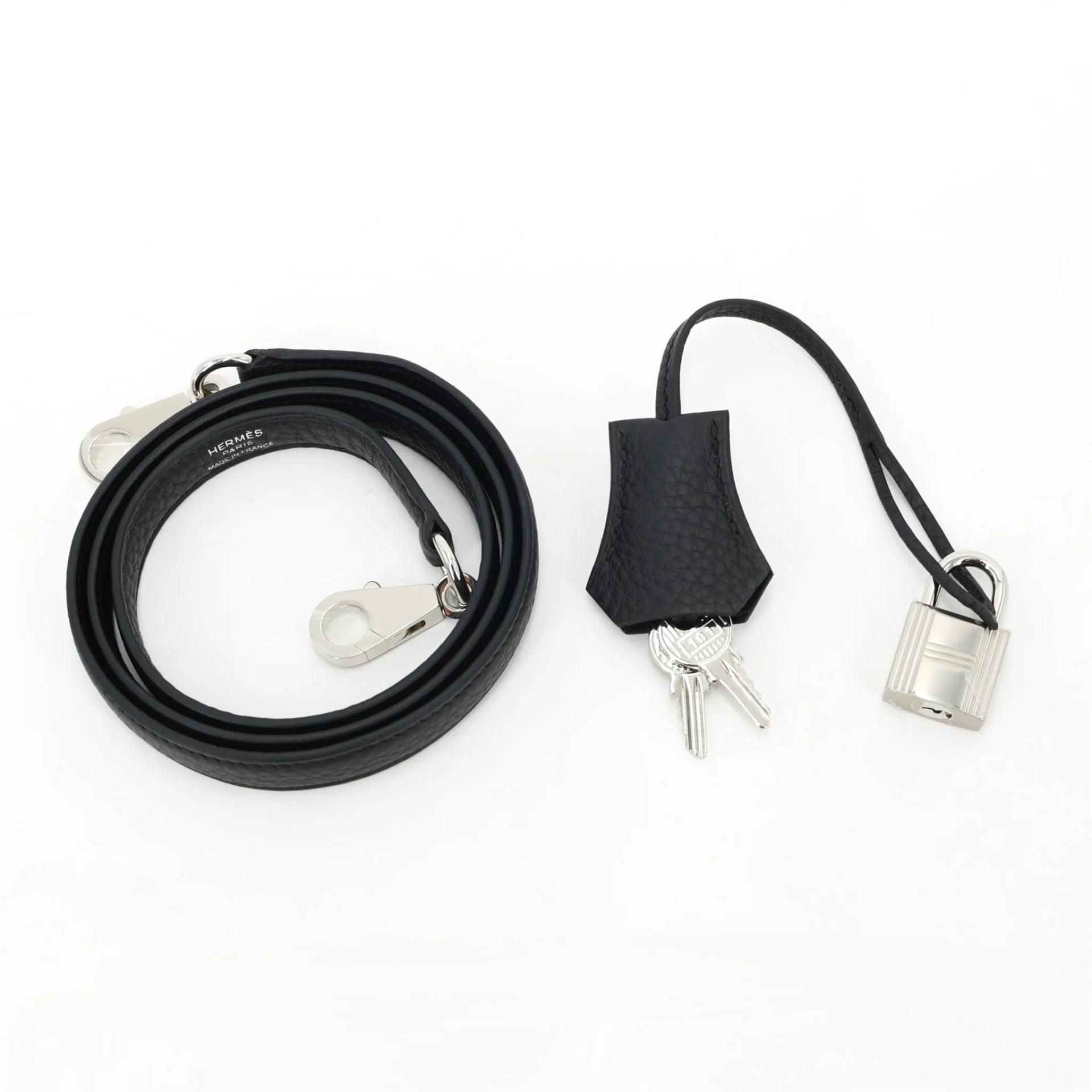 Brand New ( Rank N ) HERMÈS Kelly 25 Noir (89) Togo Palladium hardware G (2026) - 17