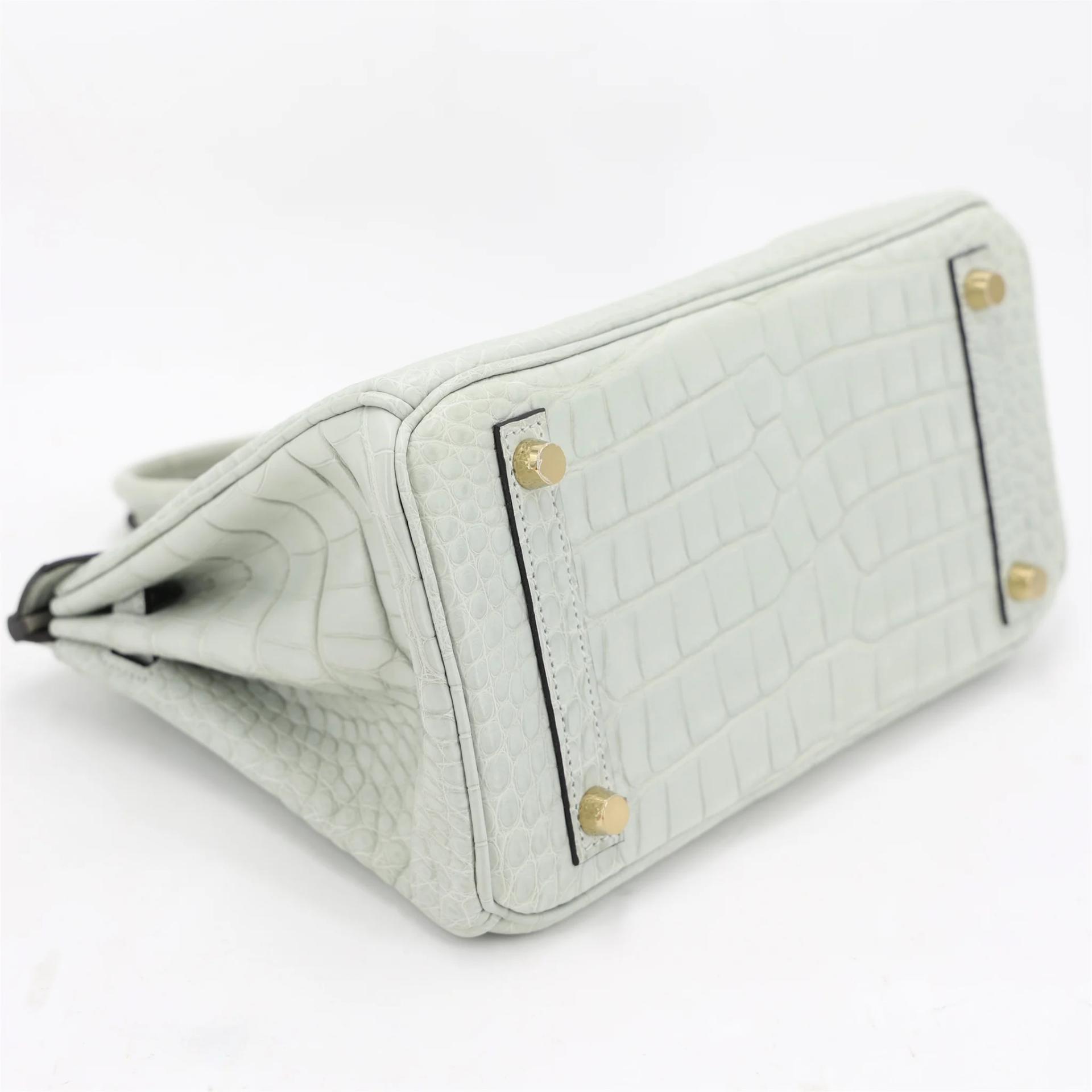 Brand New ( Rank N ) HERMÈS Birkin 25 Gris Neve (0W) Matte Alligator Gold hardware K (2025) - 4