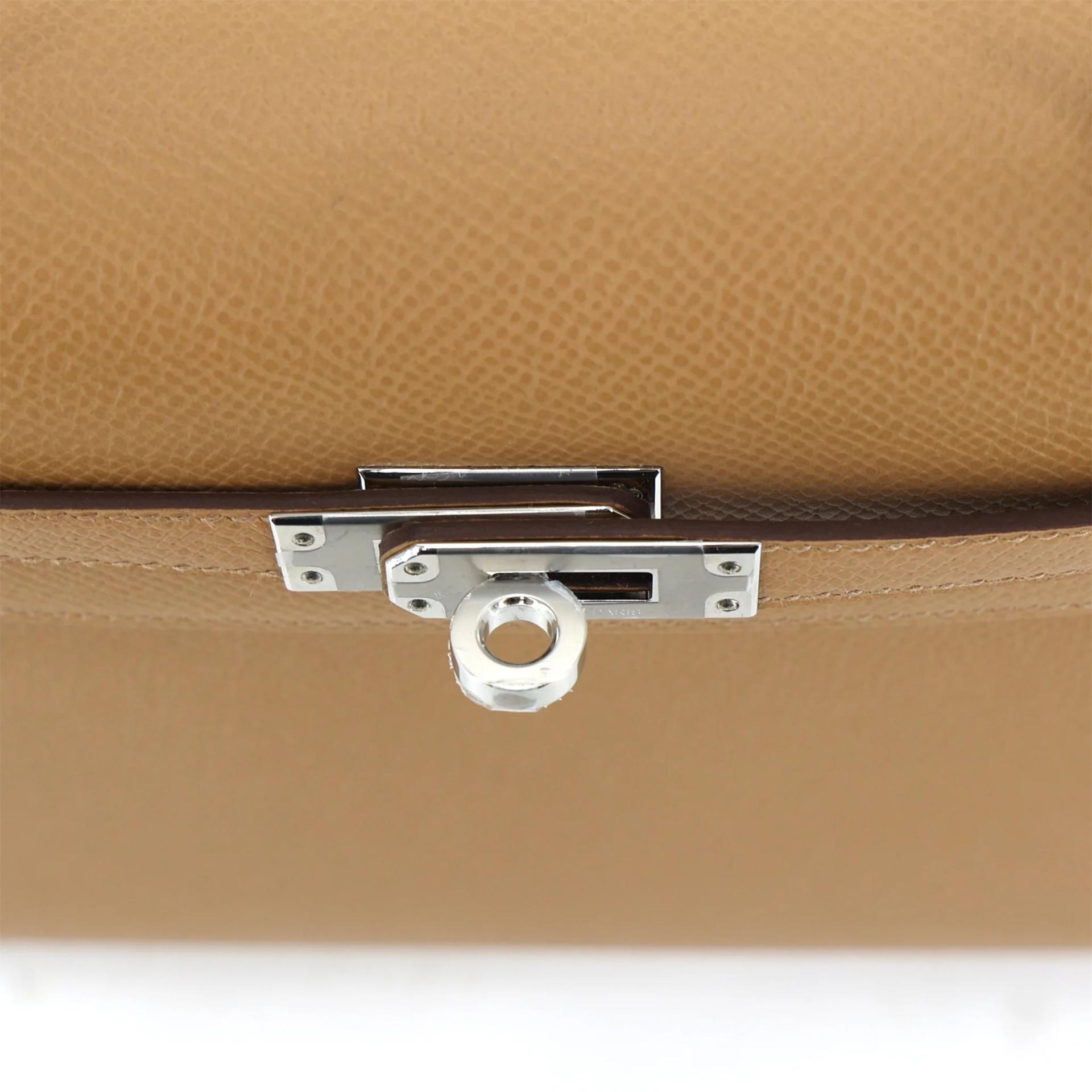 Brand New ( Rank N ) HERMÈS Kelly 25 Sellier Biscuit (4B) Epsom Palladium hardware K (2025) - 9