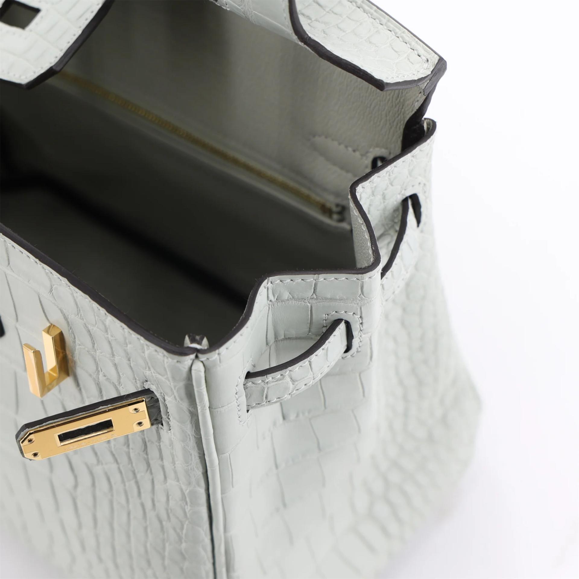 Brand New ( Rank N ) HERMÈS Birkin 25 Gris Neve (0W) Matte Alligator Gold hardware K (2025) - 13