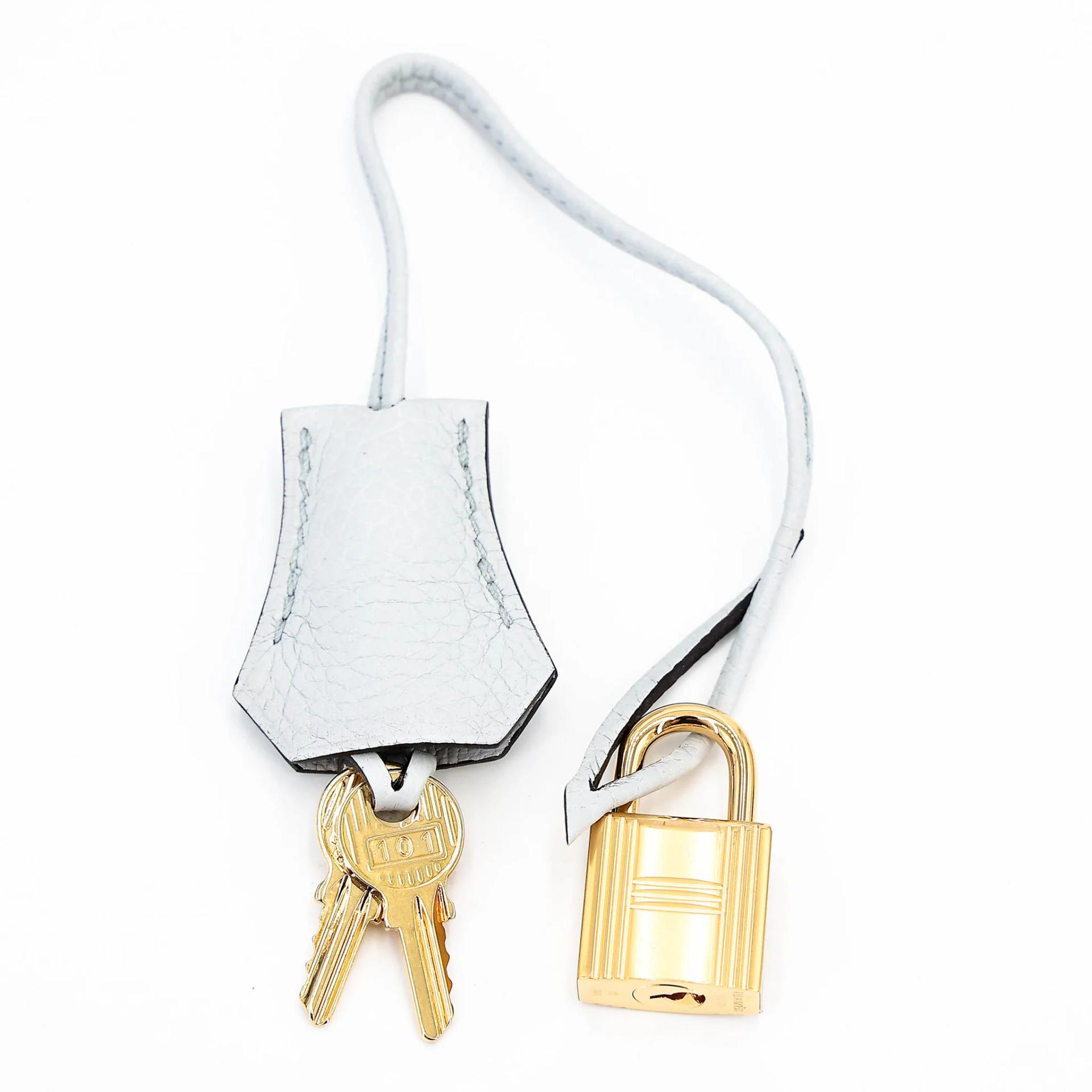 Unused ( Rank NS ) HERMÈS Birkin 30 Bleu Pale (08) Clemence Gold hardware U (2022) - 16