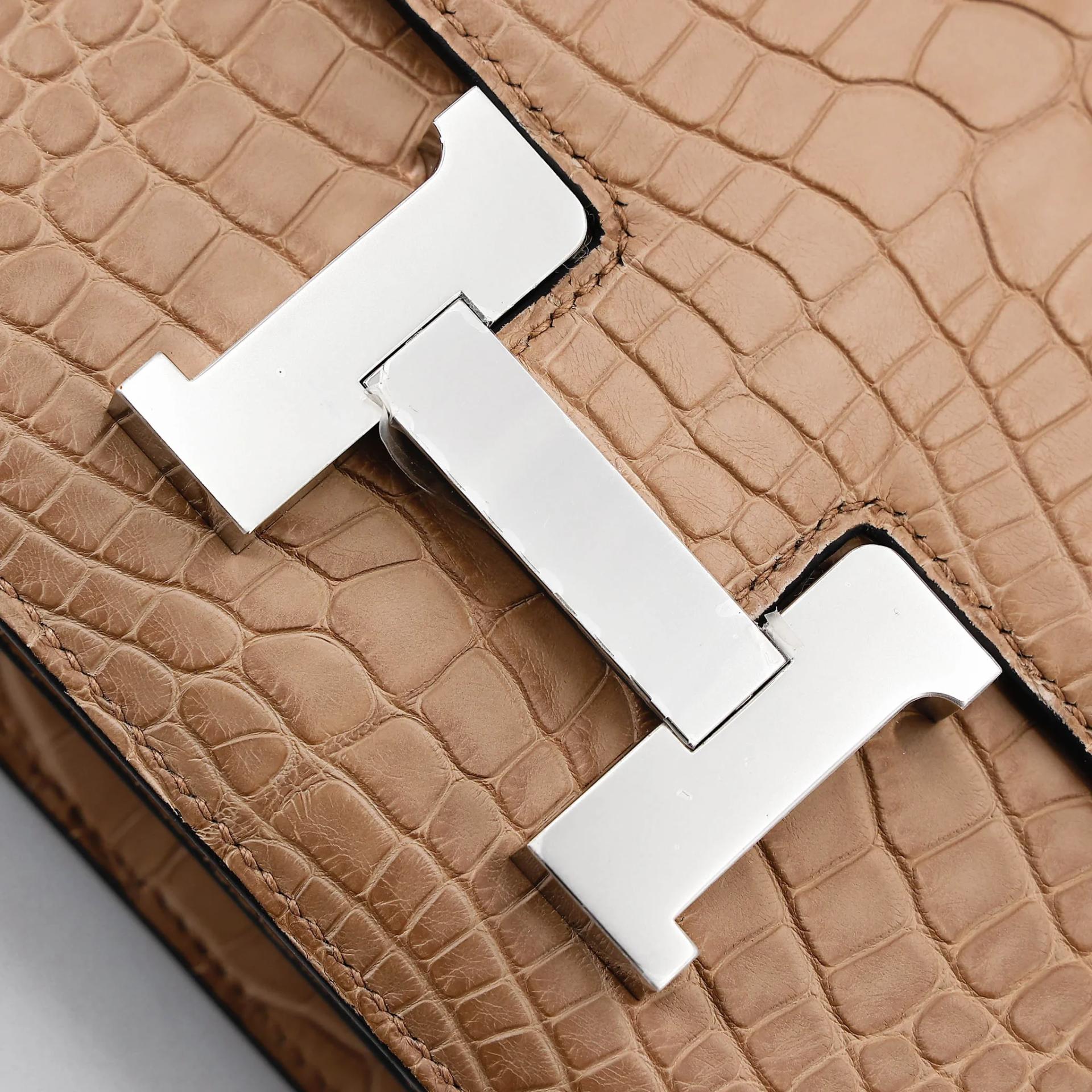 ランク N 新品 HERMÈS エルメス コンスタンス3 ミニ チャイ(0M) クロコダイル アリゲーター マット シルバー金具 G刻印 (2026) - 8