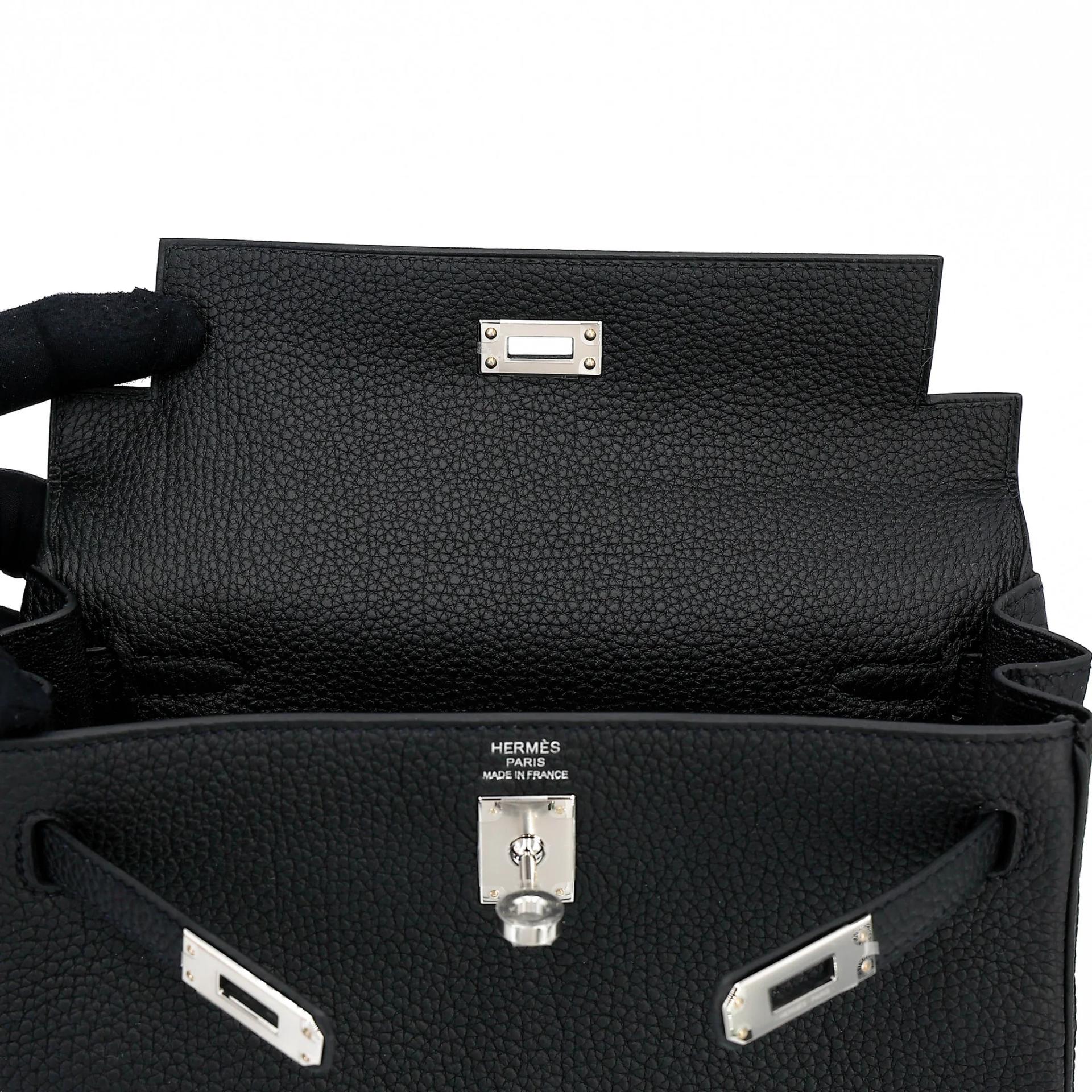 Brand New ( Rank N ) HERMÈS Kelly 25 Noir (89) Togo Palladium hardware G (2026) - 12