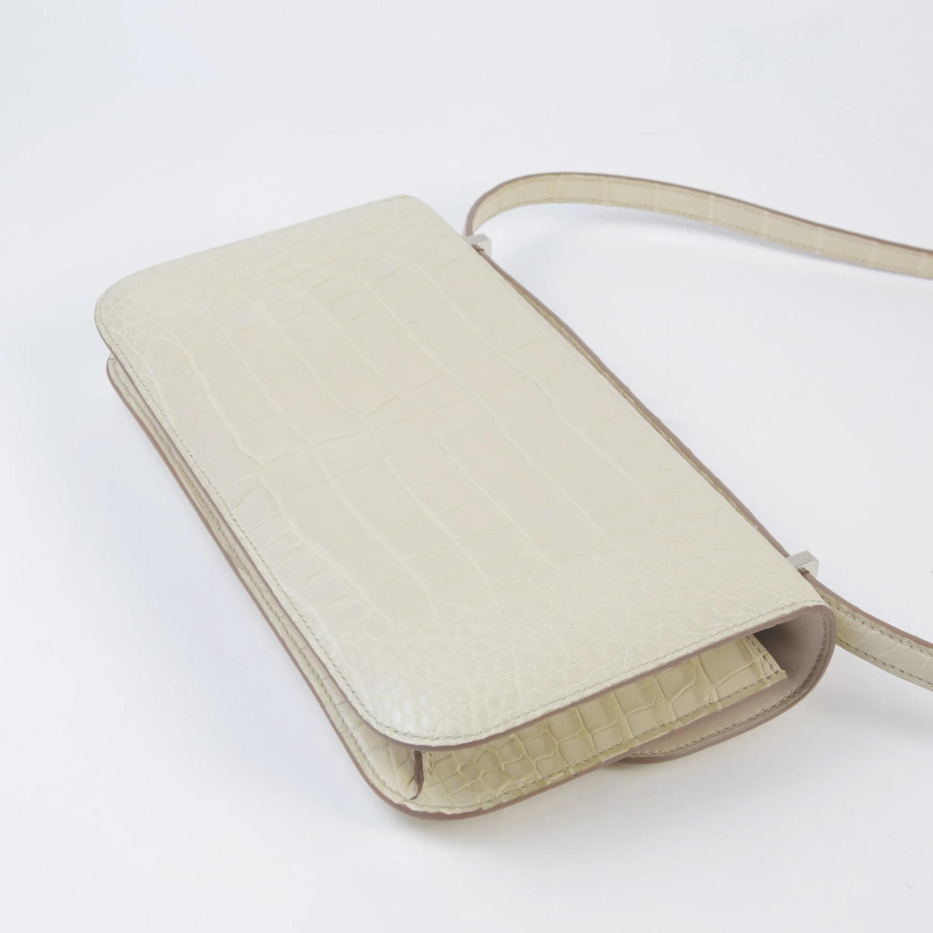 Excellent ( Rank SA ) HERMÈS Constance Elan Beton (8L) Matte Alligator Palladium hardware W (2024) - 7