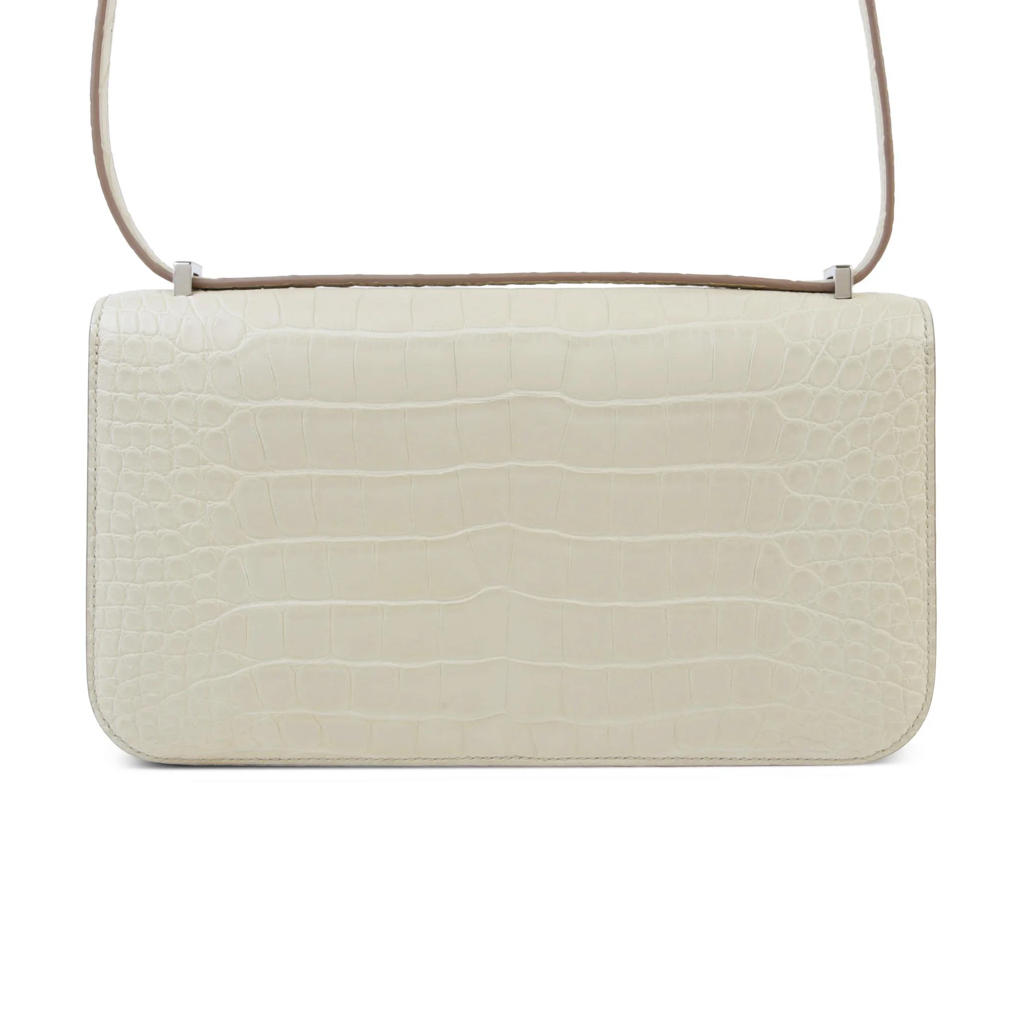 Constance Elan Beton (8L)