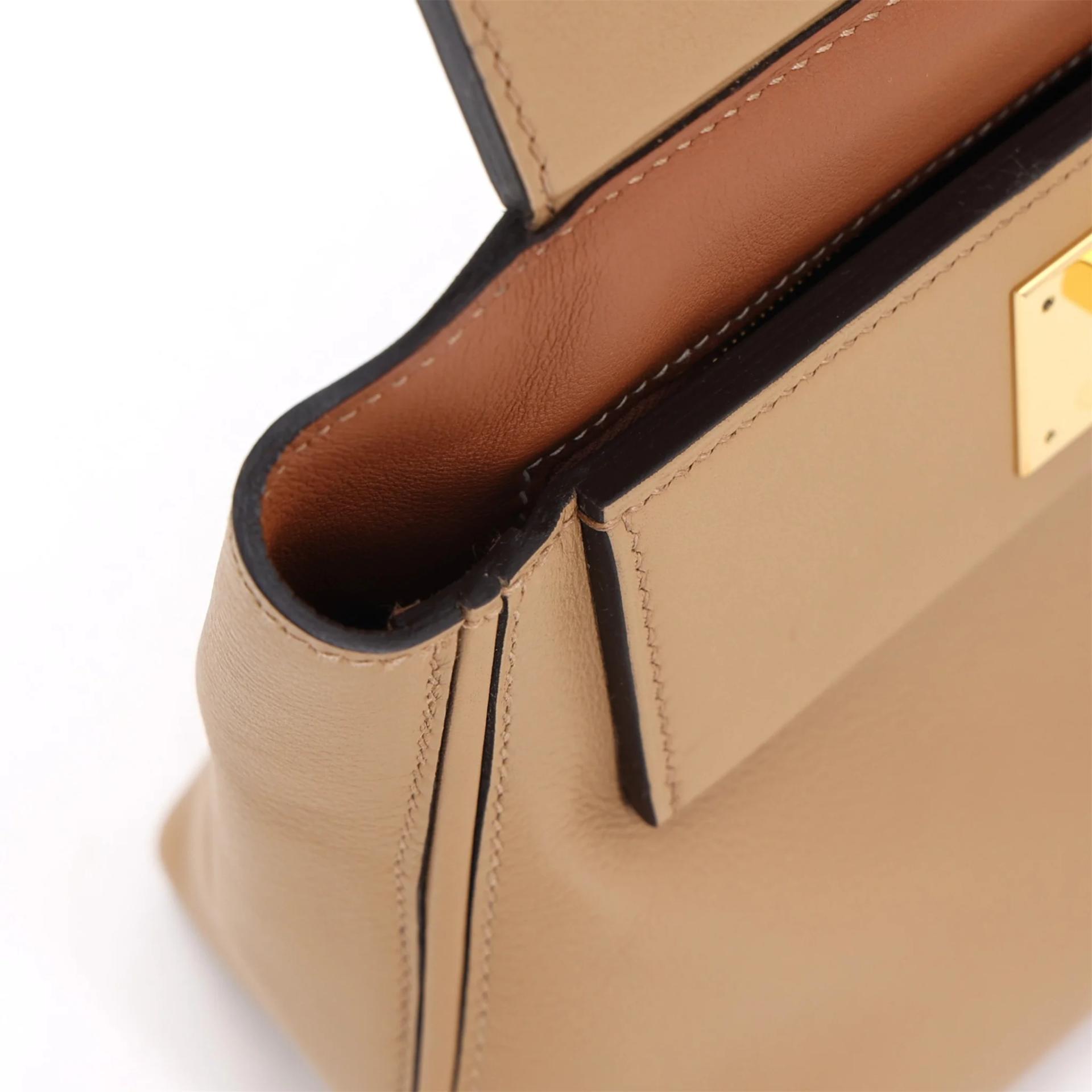Excellent ( Rank SA ) HERMÈS 24/24 - 21 mini Chai (0M) Evercolor Gold hardware U (2022) - 14