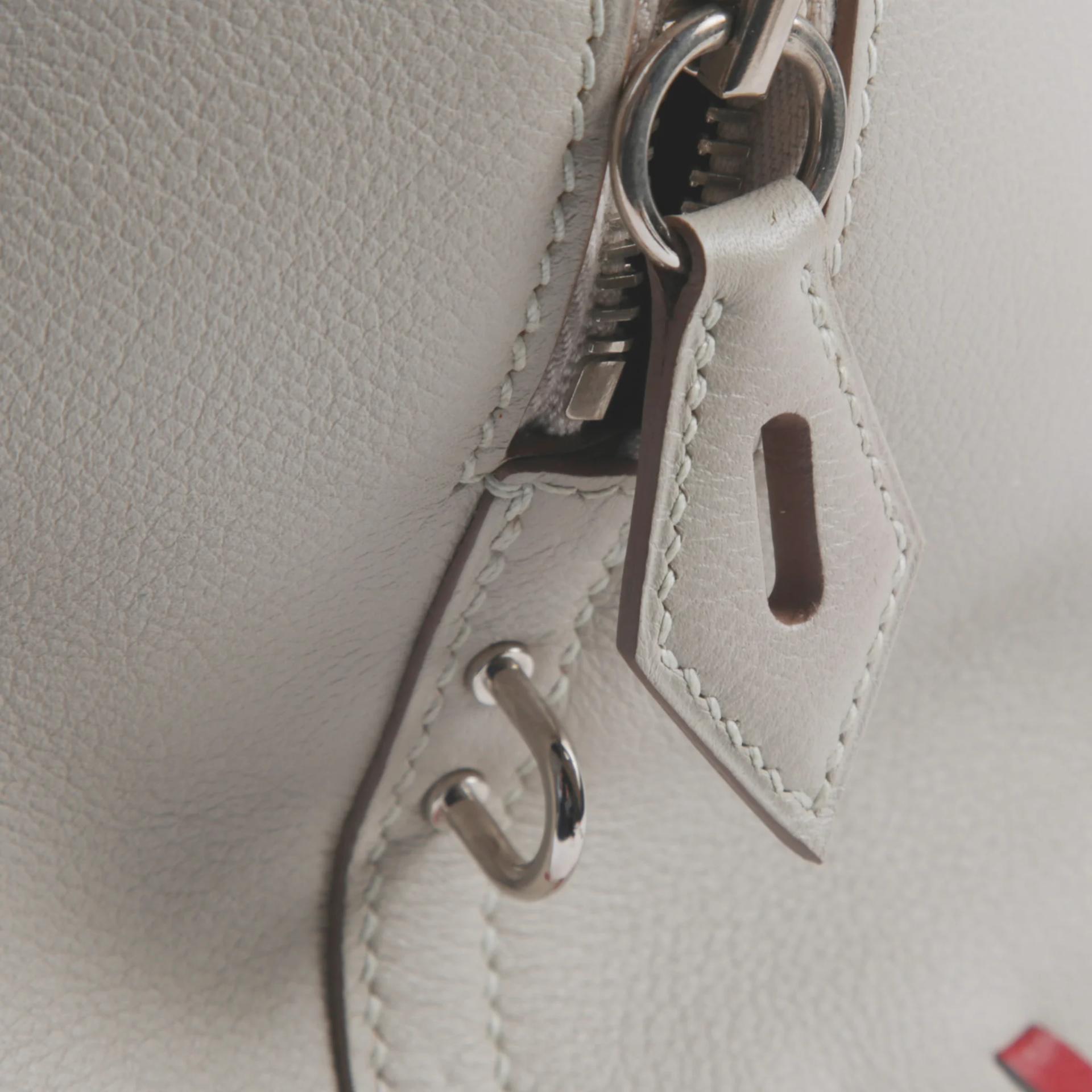 Very Good ( Rank A) HERMÈS Limited Edition Bolide 45 Gris Perle (80) Rouge Casaque (Q5) Evercolor Palladium hardware C (2018) - 8