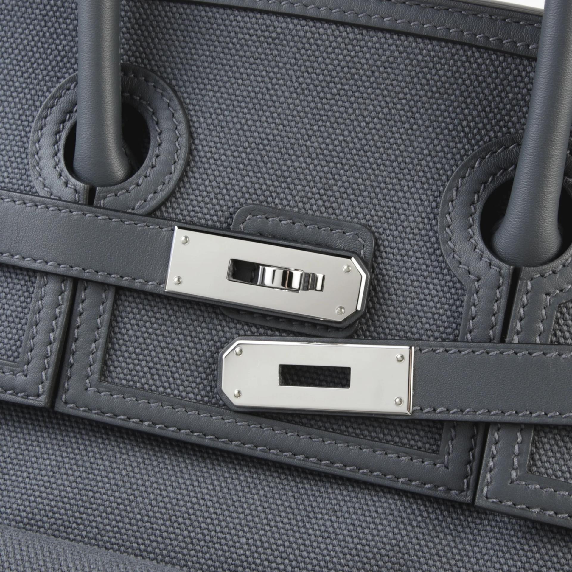 Very Good ( Rank A) HERMÈS Limited Edition Birkin Cargo 35 Gris misty (H0) Canvas Swift Palladium hardware W (2024) - 8