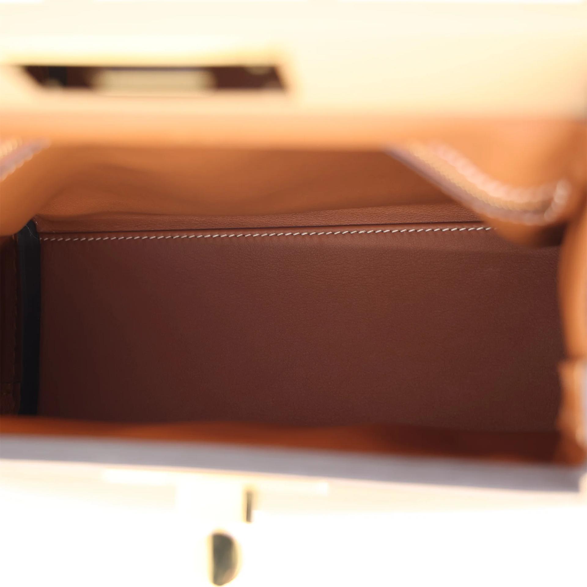 Excellent ( Rank SA ) HERMÈS 24/24 - 21 mini Chai (0M) Evercolor Gold hardware U (2022) - 13