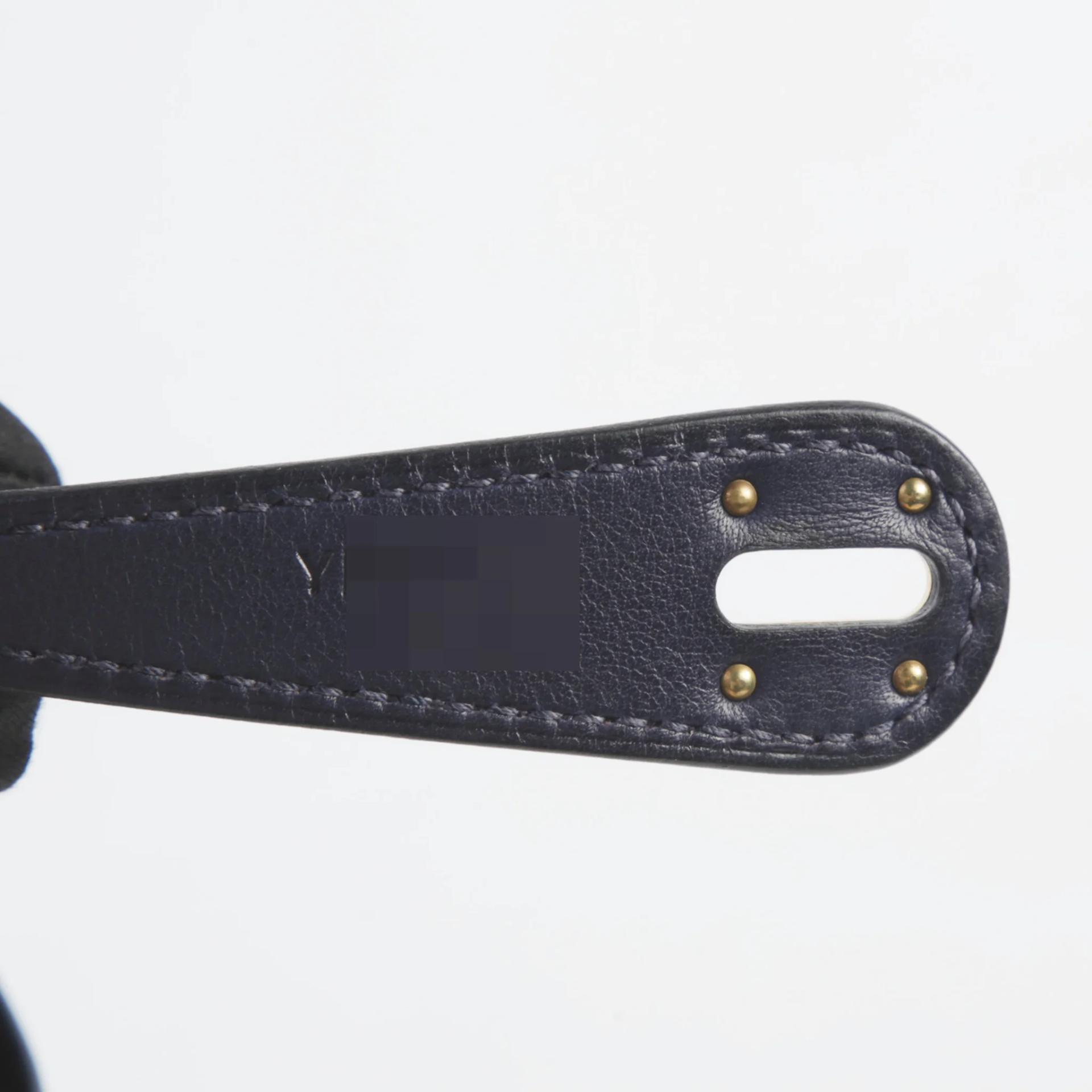 A美品 HERMÈS 爱马仕 Lindy 26 Touch 2Z 午夜蓝 Bleu Nuit •• 尼罗鳄 雾面 Evergrain皮 金扣 Y刻 2020年 - 9