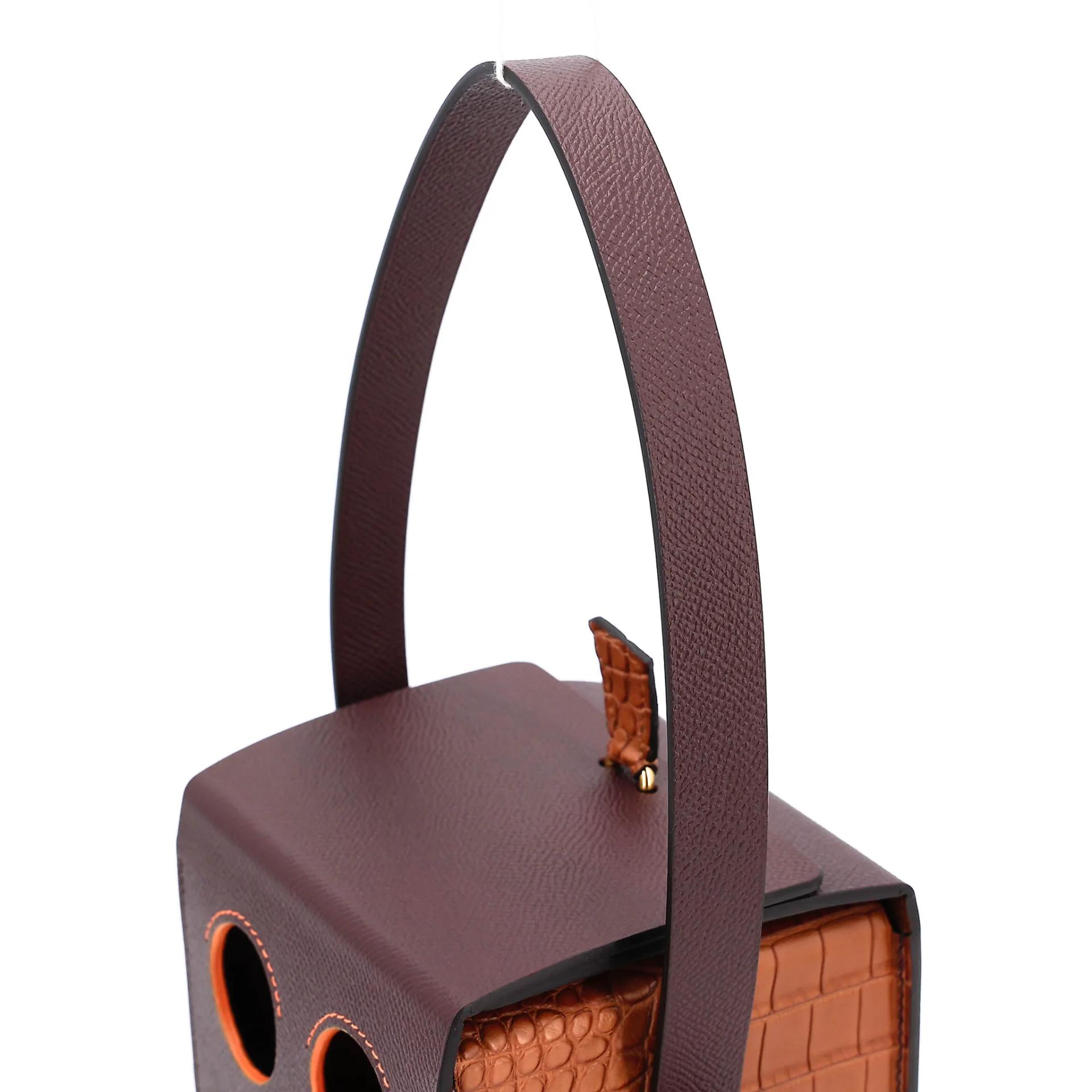 Unused ( Rank NS ) HERMÈS Limited Edition Robot cube minaudiere Rouge Sellier (0G) Gold (37) Epsom Matte Alligator Palladium hardware Gold hardware - 5