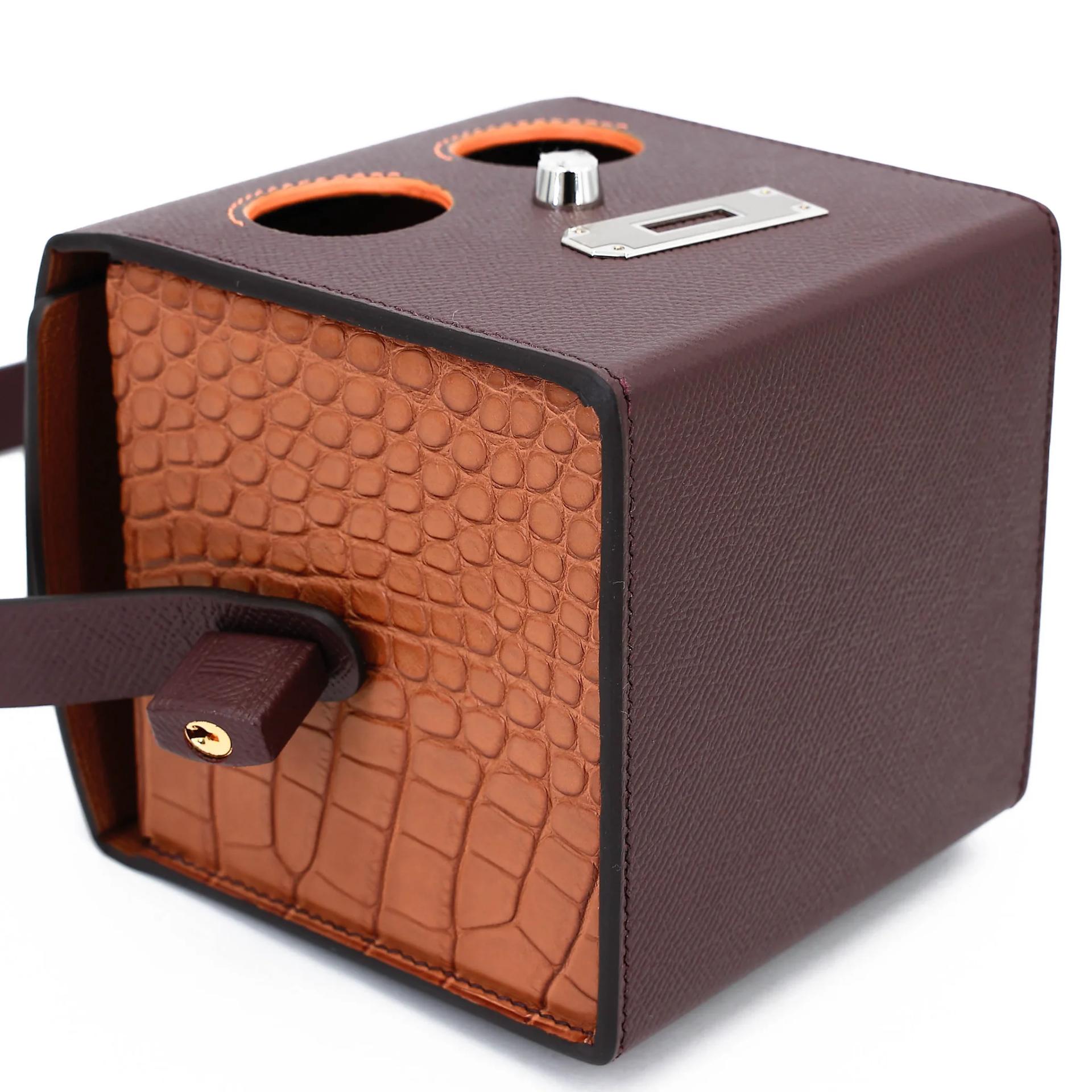 Unused ( Rank NS ) HERMÈS Limited Edition Robot cube minaudiere Rouge Sellier (0G) Gold (37) Epsom Matte Alligator Palladium hardware Gold hardware - 8