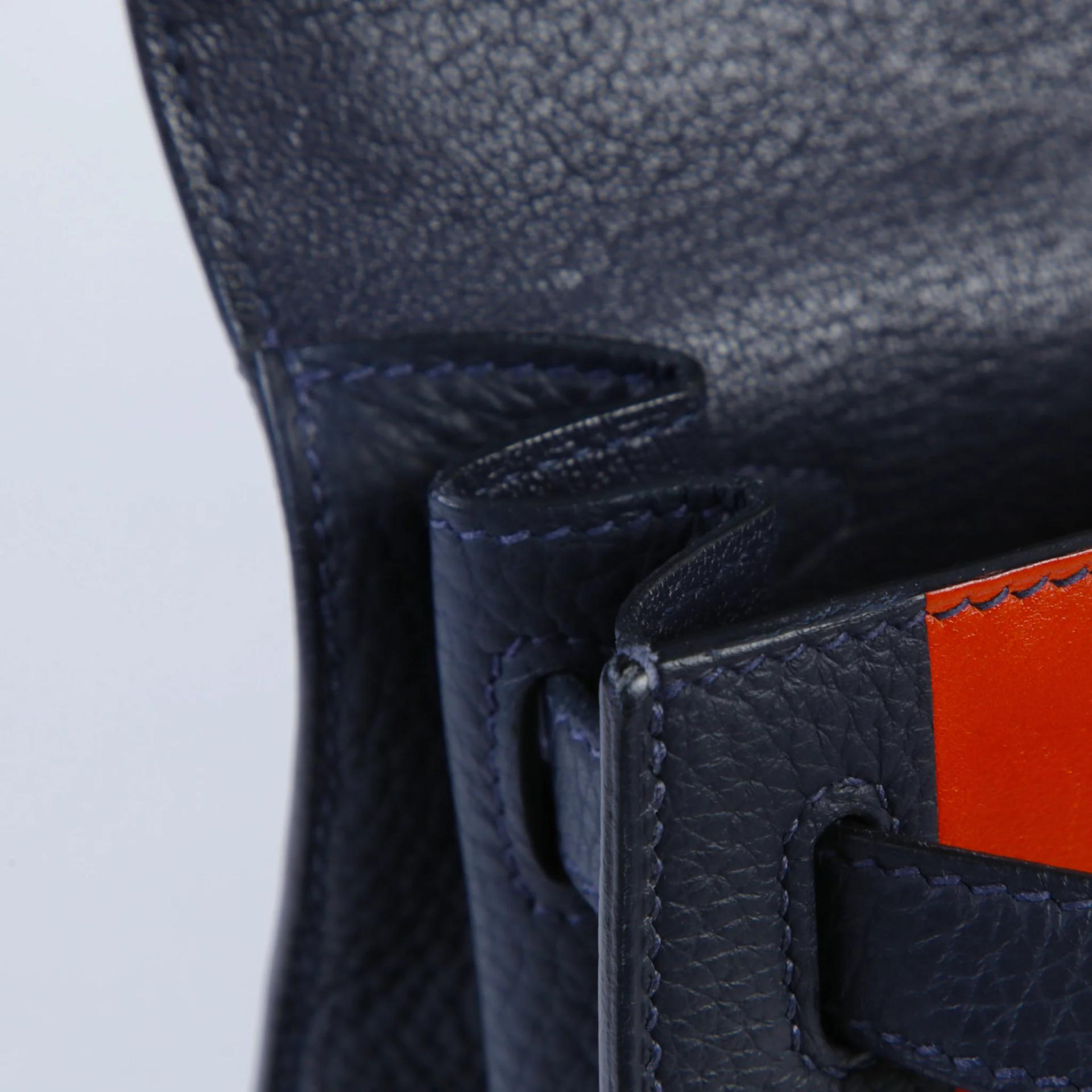 Very Good ( Rank A) HERMÈS Limited Edition Kelly 28 Sellier Letter R Bleu Nuit (2Z) Bleu Brighton (7E) Terre Battue (R1) Clemence Palladium hardware C (2018) - 12