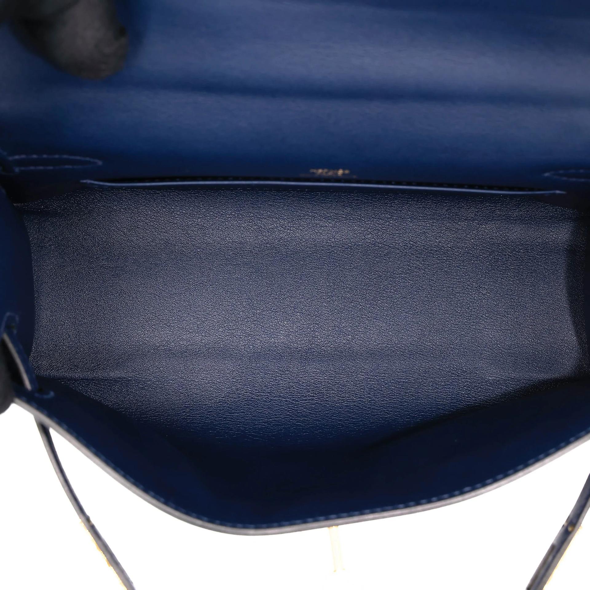 Very Good ( Rank A) HERMÈS Kelly Pochette Bleu Saphir (73) Swift Gold hardware Y (2020) - 20