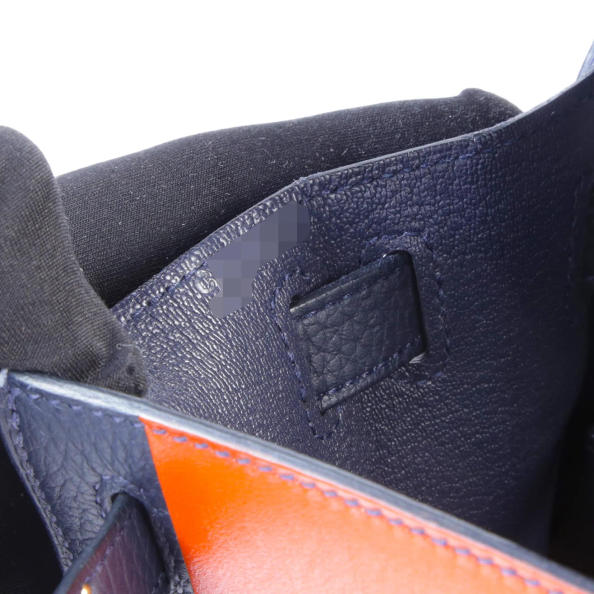 Very Good ( Rank A) HERMÈS Limited Edition Kelly 28 Sellier Letter R Bleu Nuit (2Z) Bleu Brighton (7E) Terre Battue (R1) Clemence Palladium hardware C (2018) - 13