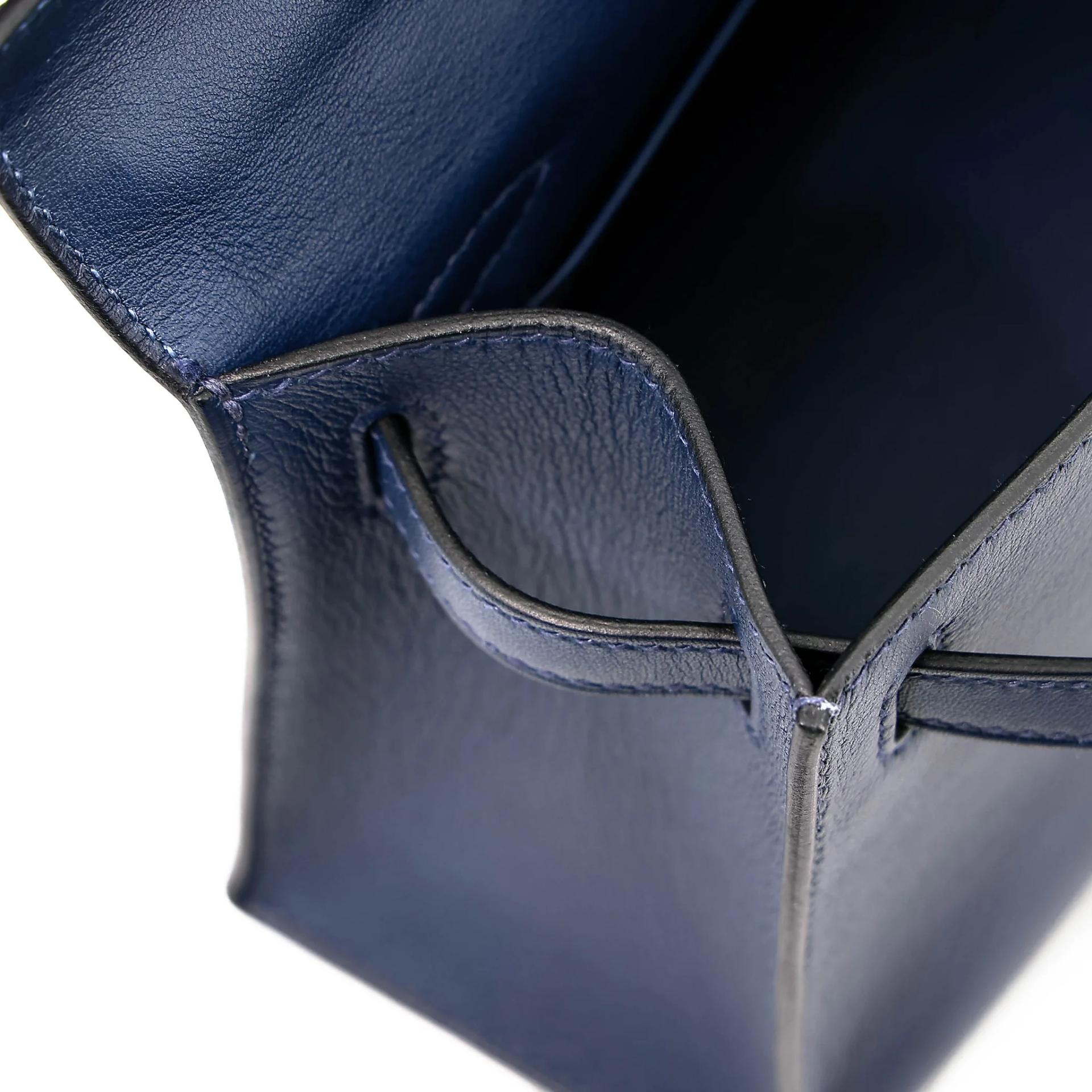 Very Good ( Rank A) HERMÈS Kelly Pochette Bleu Saphir (73) Swift Gold hardware Y (2020) - 19