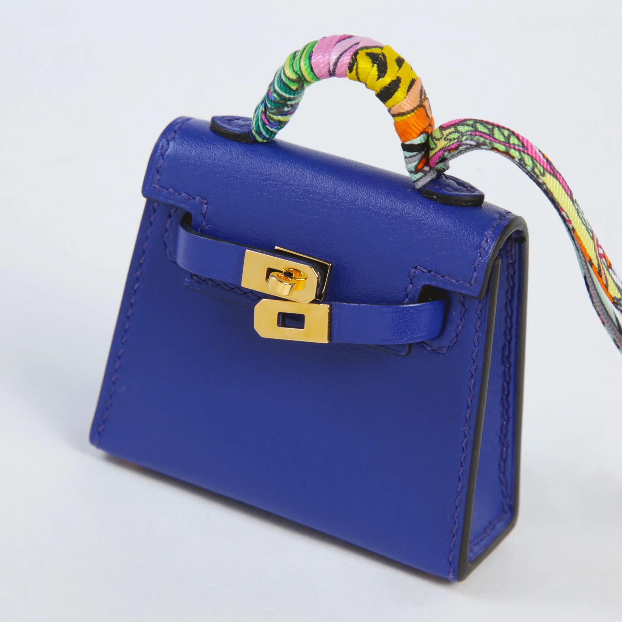 Unused ( Rank NS ) HERMÈS Kelly Twilly charm Bleu Electrique (7T) Tadelakt Gold hardware Z (2021) - 3