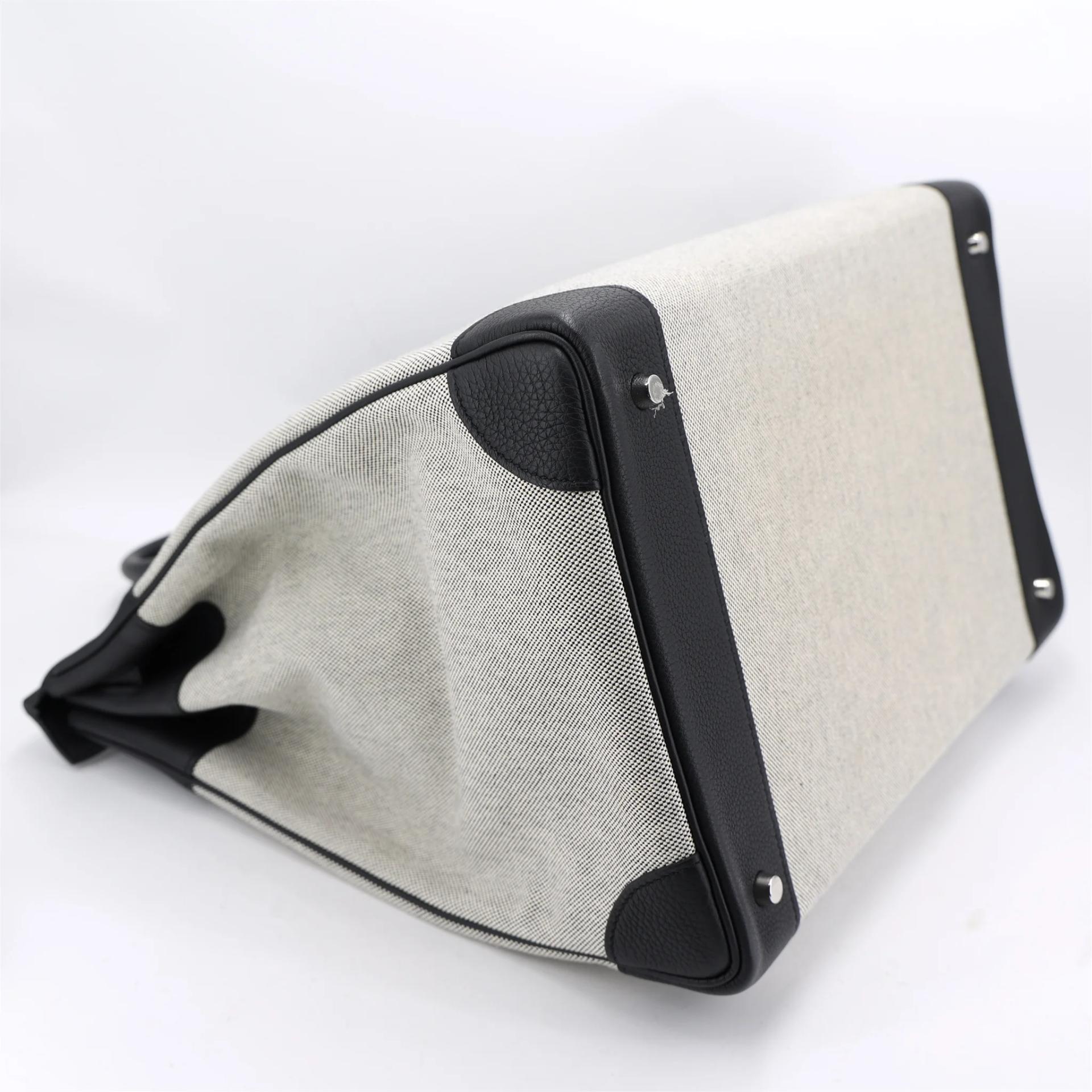 Excellent ( Rank SA ) HERMÈS Haut à Courroies HAC 40 Noir (89) Ecru Toile H canvas Togo Palladium hardware U (2022) - 6