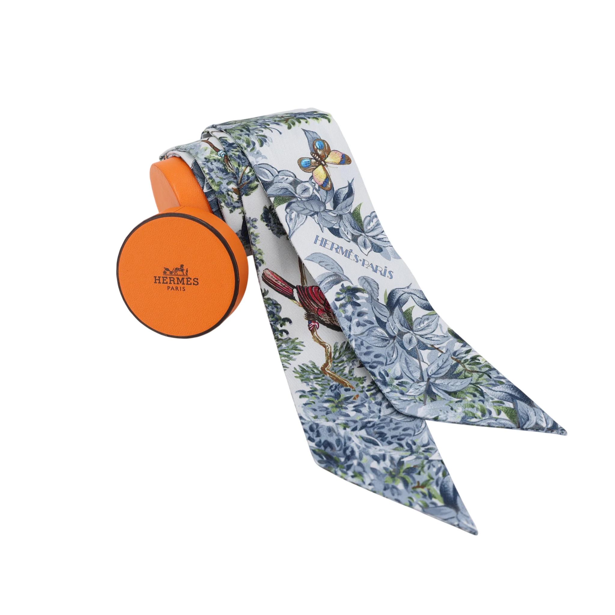Brand New ( Rank N ) HERMÈS Twilly Equateur Blue Silk - 4