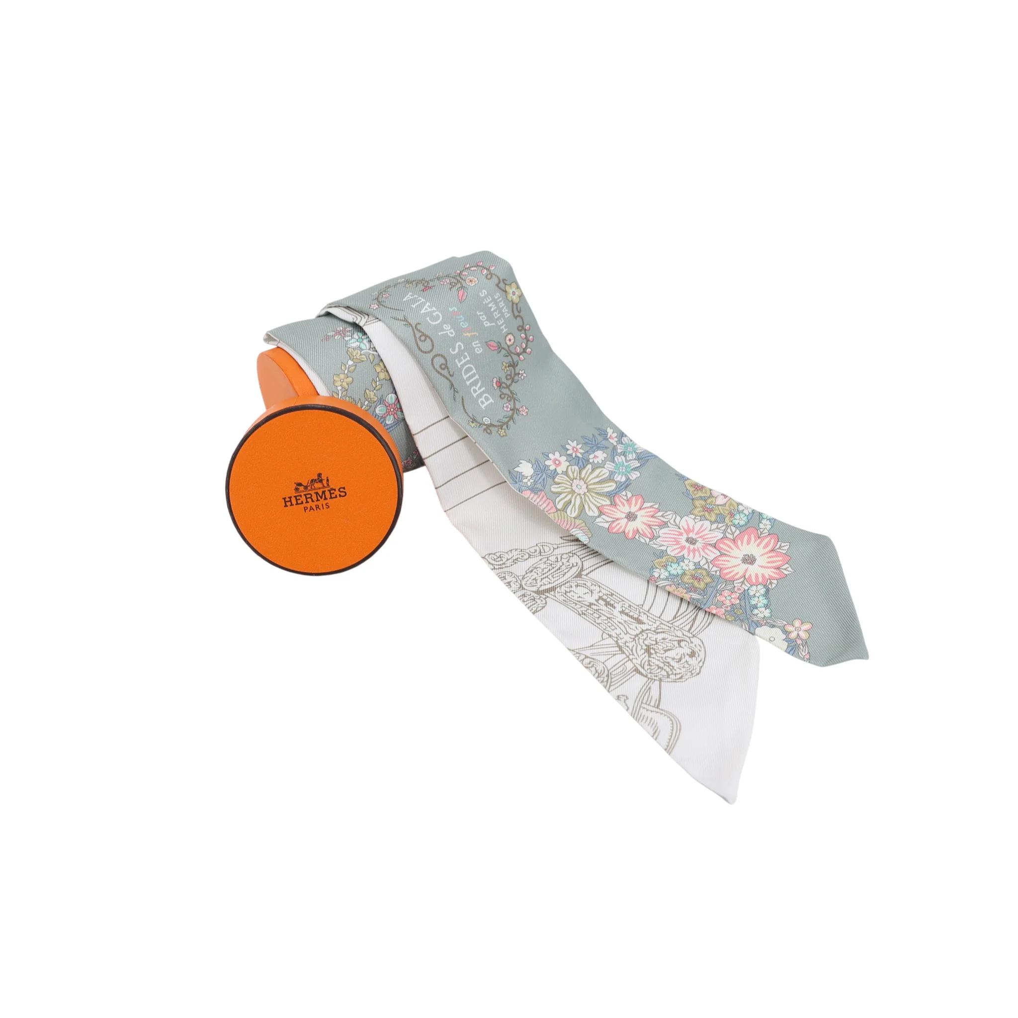 Brand New ( Rank N ) HERMÈS Twilly Brides de Gala Green Pink White Silk - 4