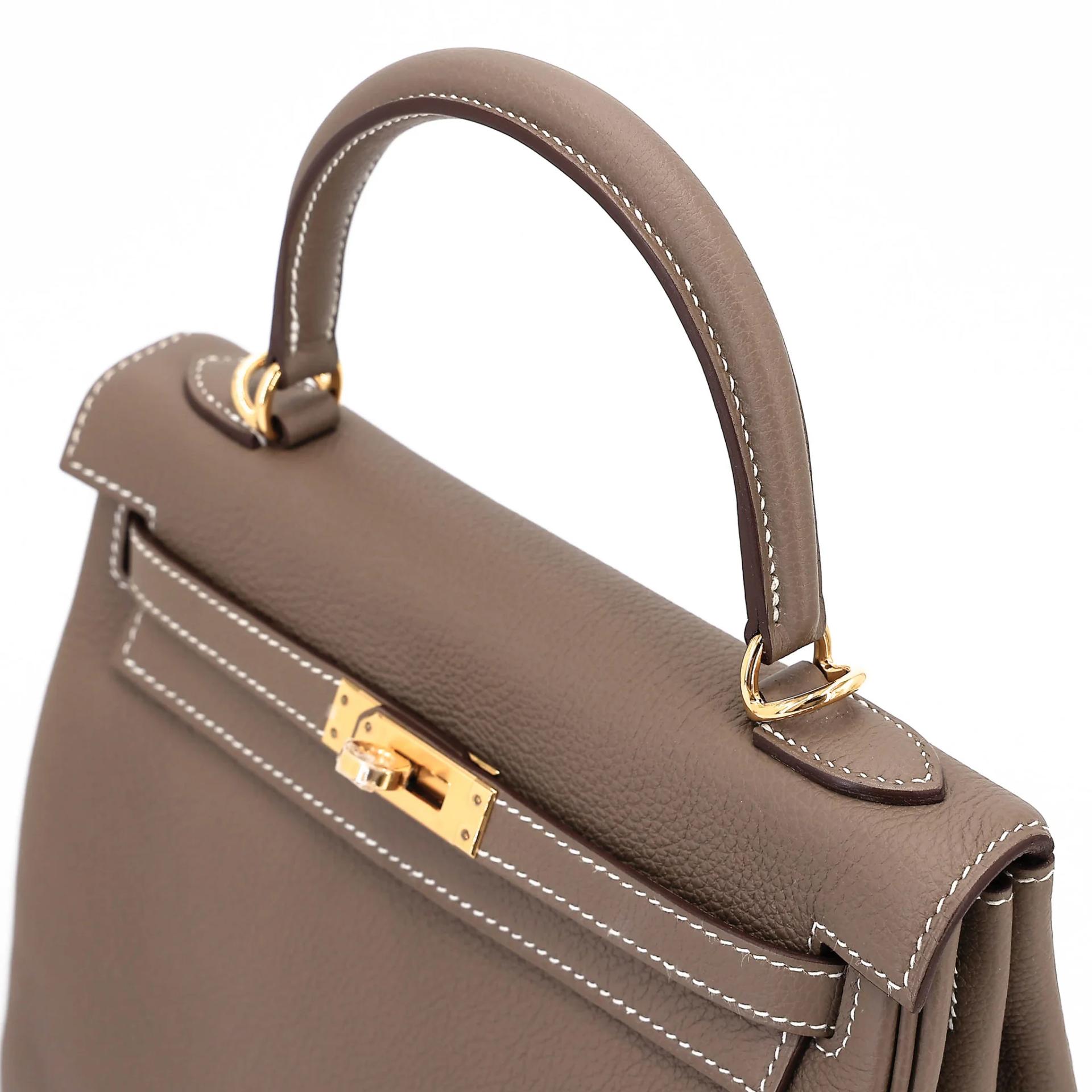 Brand New ( Rank N ) HERMÈS Kelly 25 Etoupe (18) Togo Gold hardware K (2025) - 3