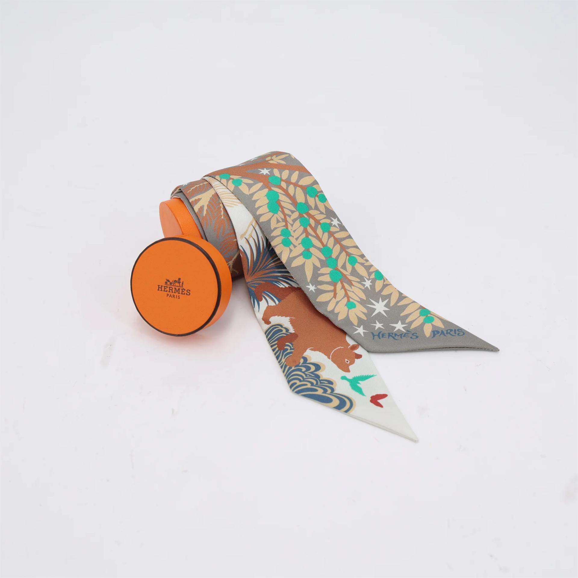 Brand New ( Rank N ) HERMÈS Twilly Le Charme d'Ophee Etoupe (18) Silk - 8