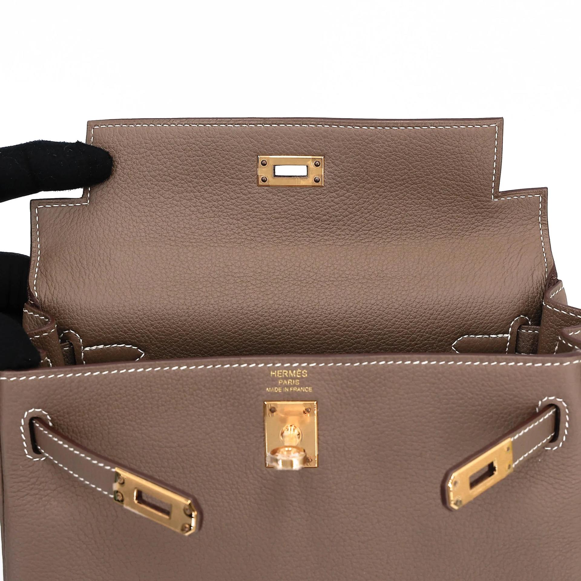 Brand New ( Rank N ) HERMÈS Kelly 25 Etoupe (18) Togo Gold hardware K (2025) - 12
