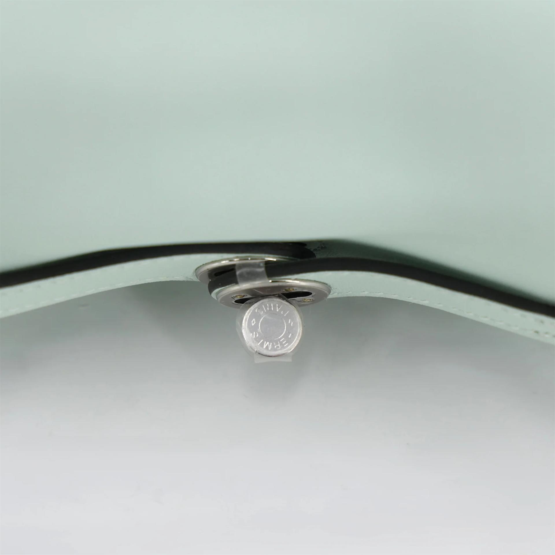 Brand New ( Rank N ) HERMÈS Mini Lindy II Vert Peppermint (N3) Swift Palladium hardware K (2025) - 9