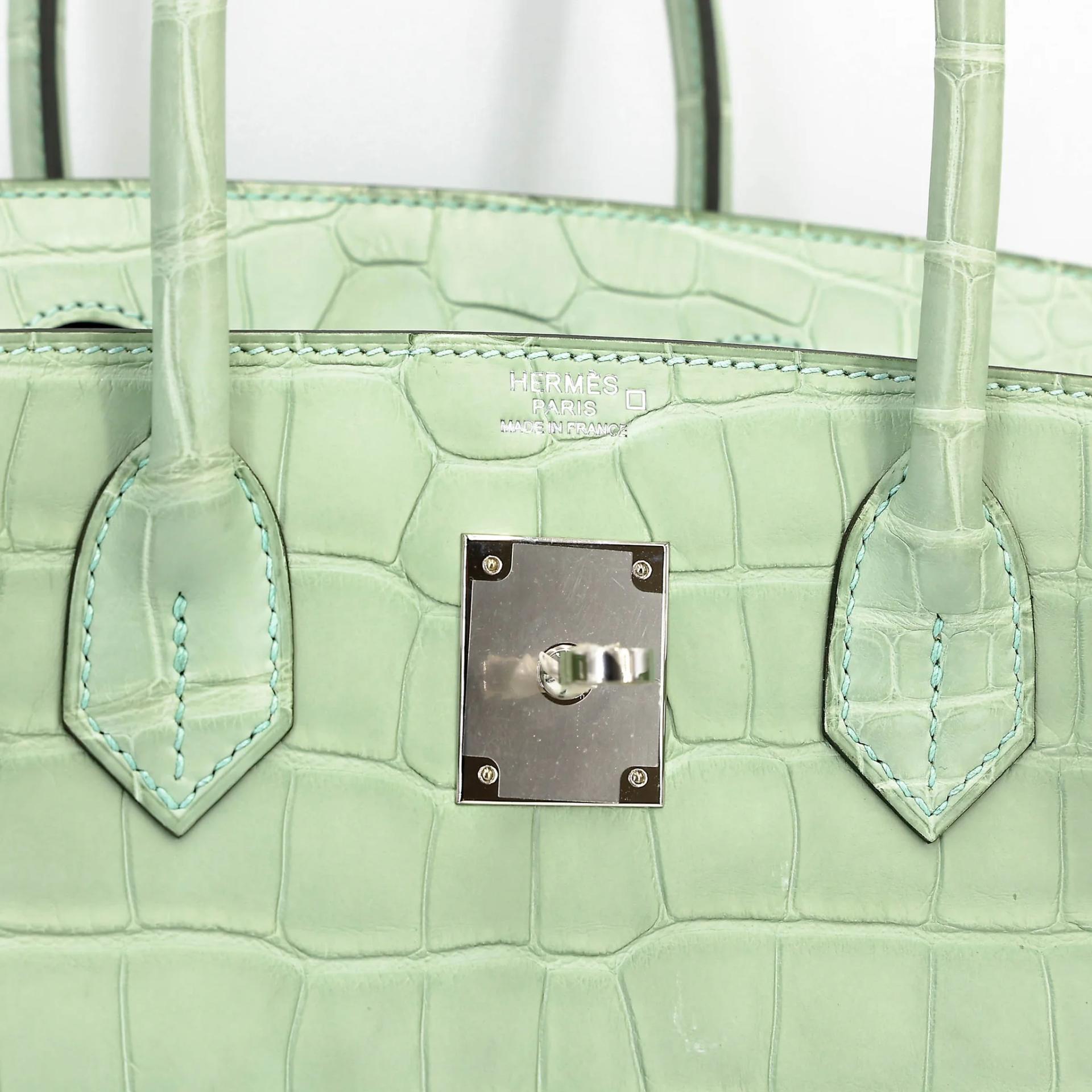 Very Good ( Rank A) HERMÈS Birkin 30 Vert d’Eau (6U) Matte Alligator Palladium hardware C (2018) - 16