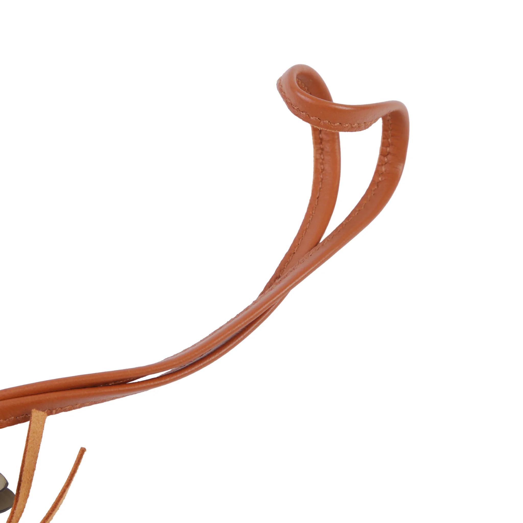 Very Good ( Rank A) HERMÈS Rodeo Pegase PM Mauve Pale (09) Beige Marfa (8Q) Agneau Milo W (2024) - 4