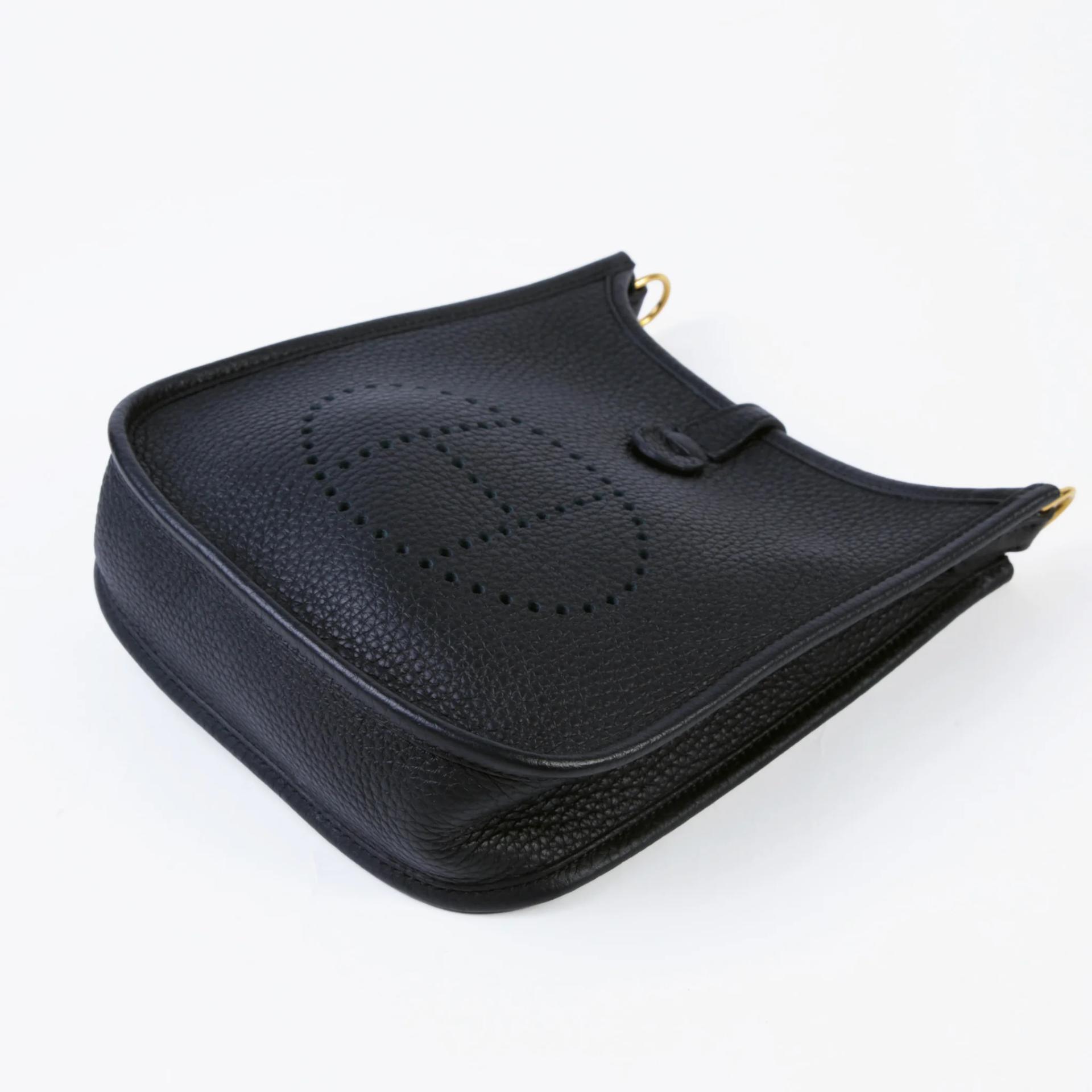 ランク A HERMÈS エルメス エブリンTPM バンドリエール112cm ブラック (89) トリヨン ゴールド金具 W刻印 (2024) - 4
