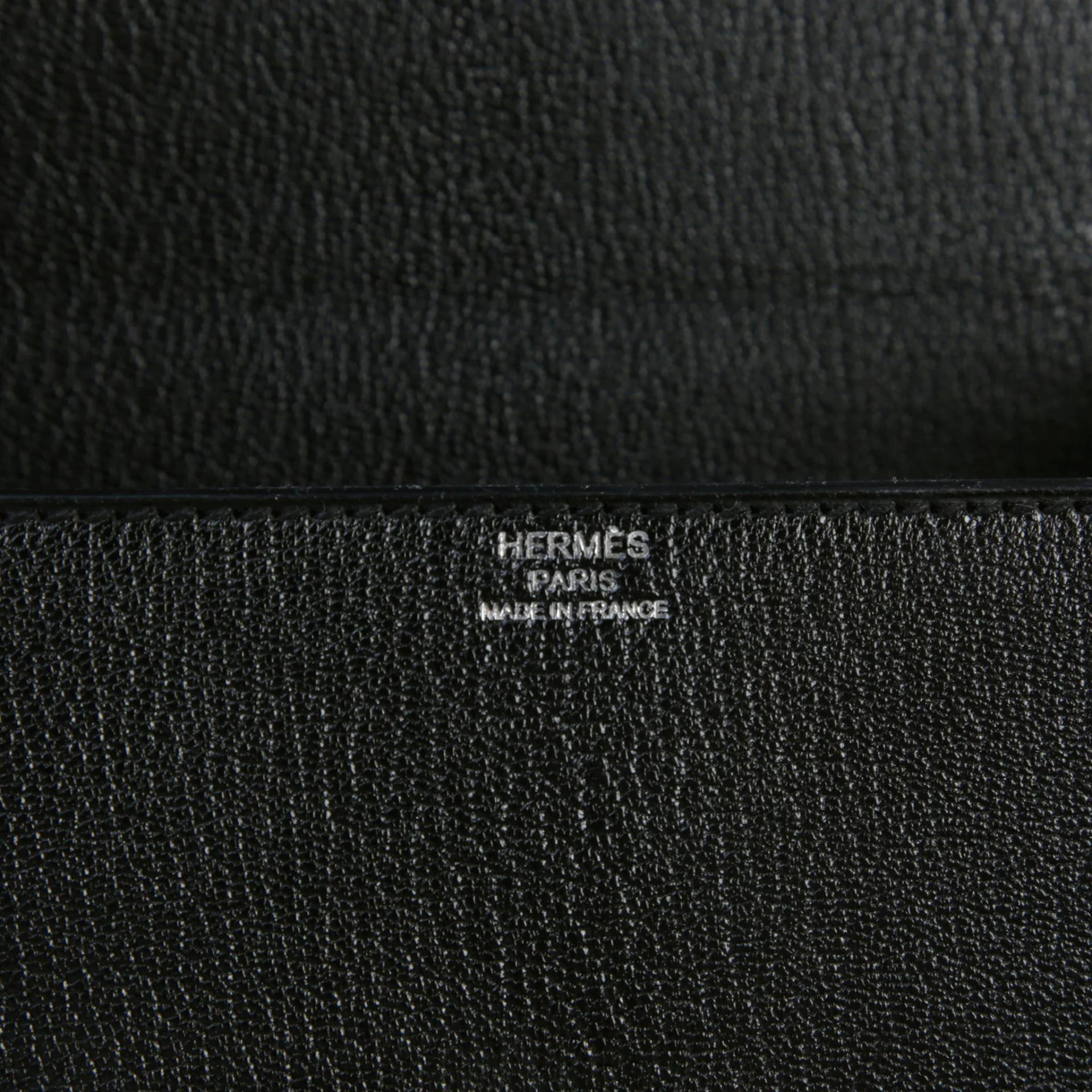 Very Good ( Rank A) HERMÈS Cinhetic Box Black (89) Chevre Palladium hardware - 10