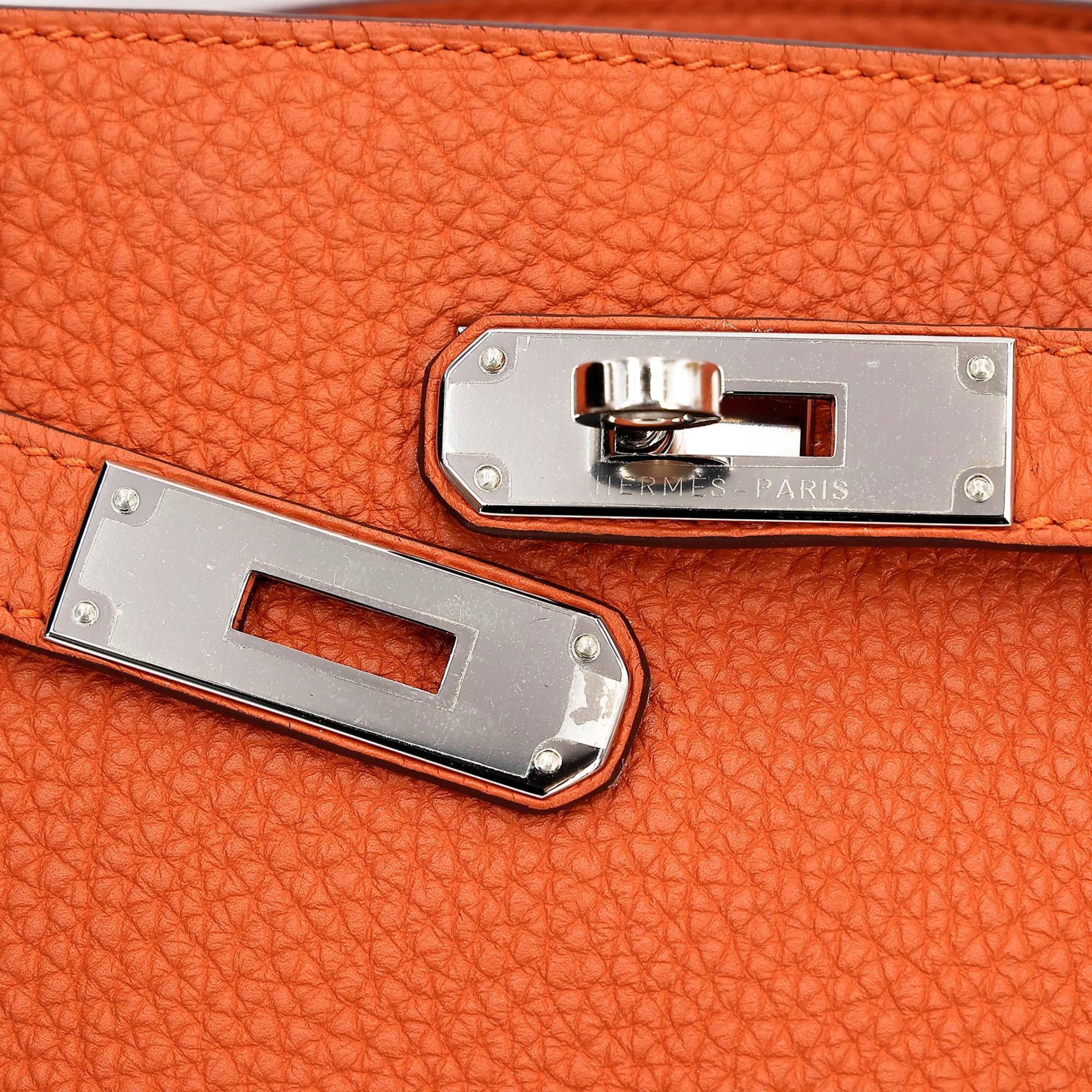 Very Good ( Rank A) HERMÈS So Kelly 22 Orange (93) Togo Palladium hardware Square O (2011) - 22