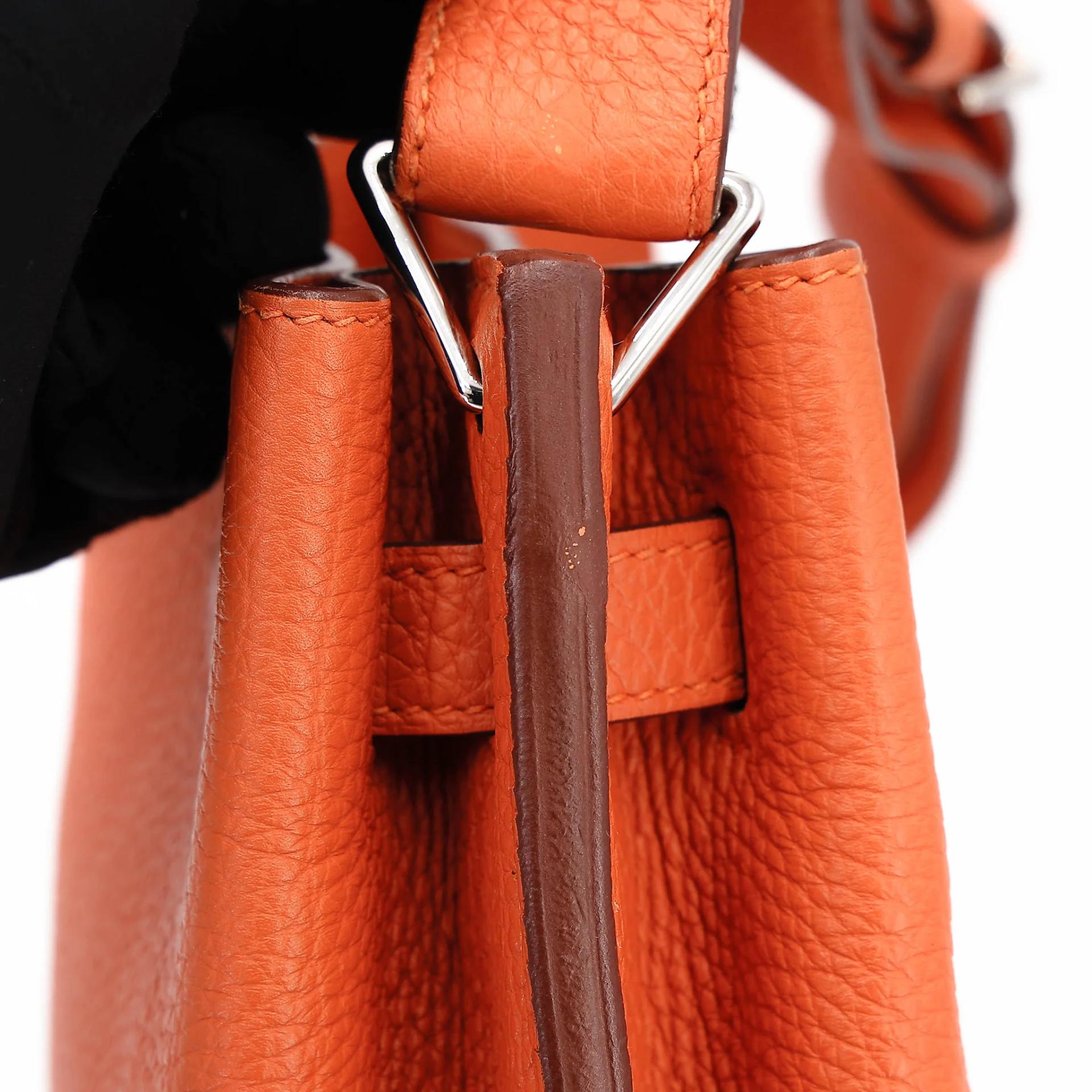 Very Good ( Rank A) HERMÈS So Kelly 22 Orange (93) Togo Palladium hardware Square O (2011) - 20