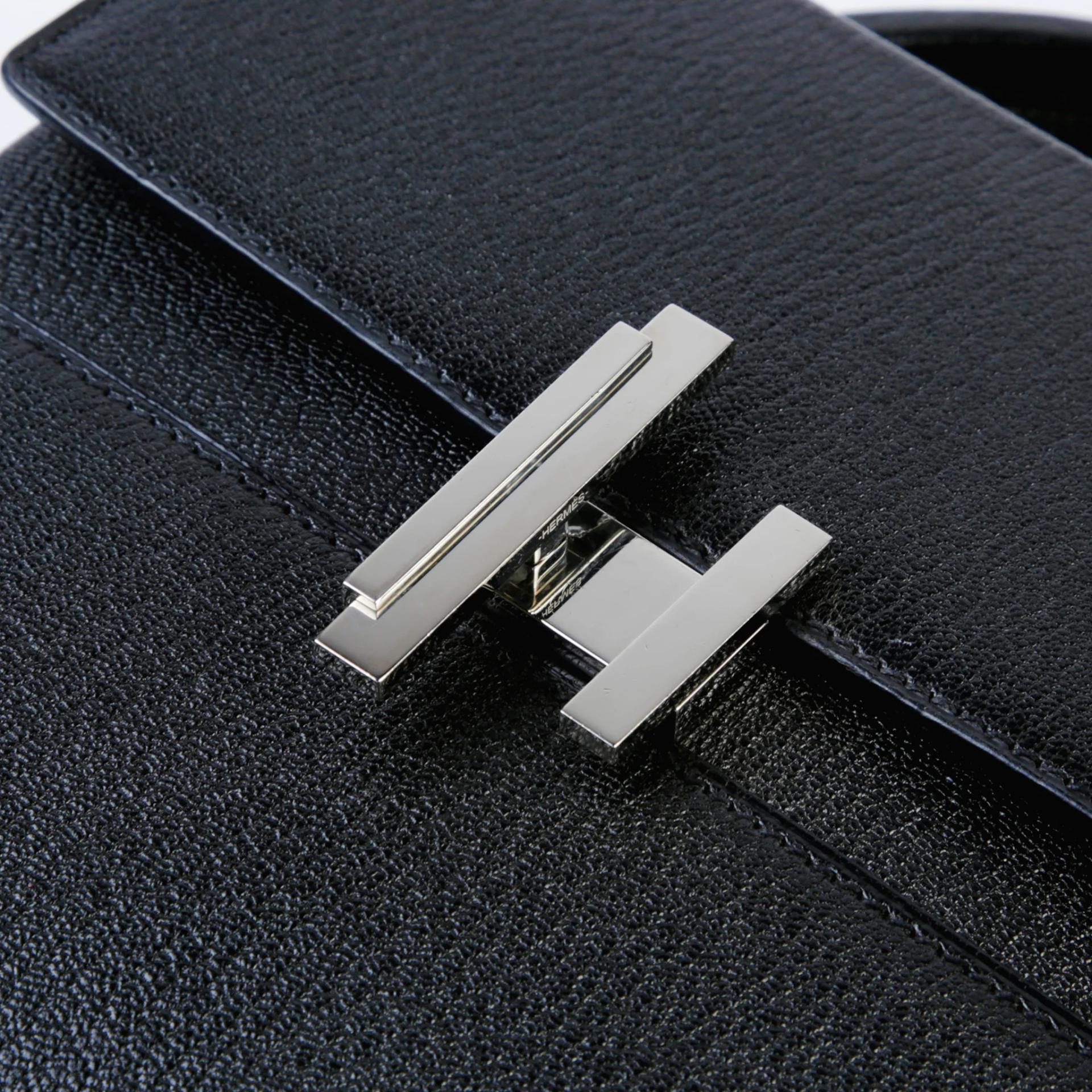Very Good ( Rank A) HERMÈS Cinhetic Box Black (89) Chevre Palladium hardware - 9