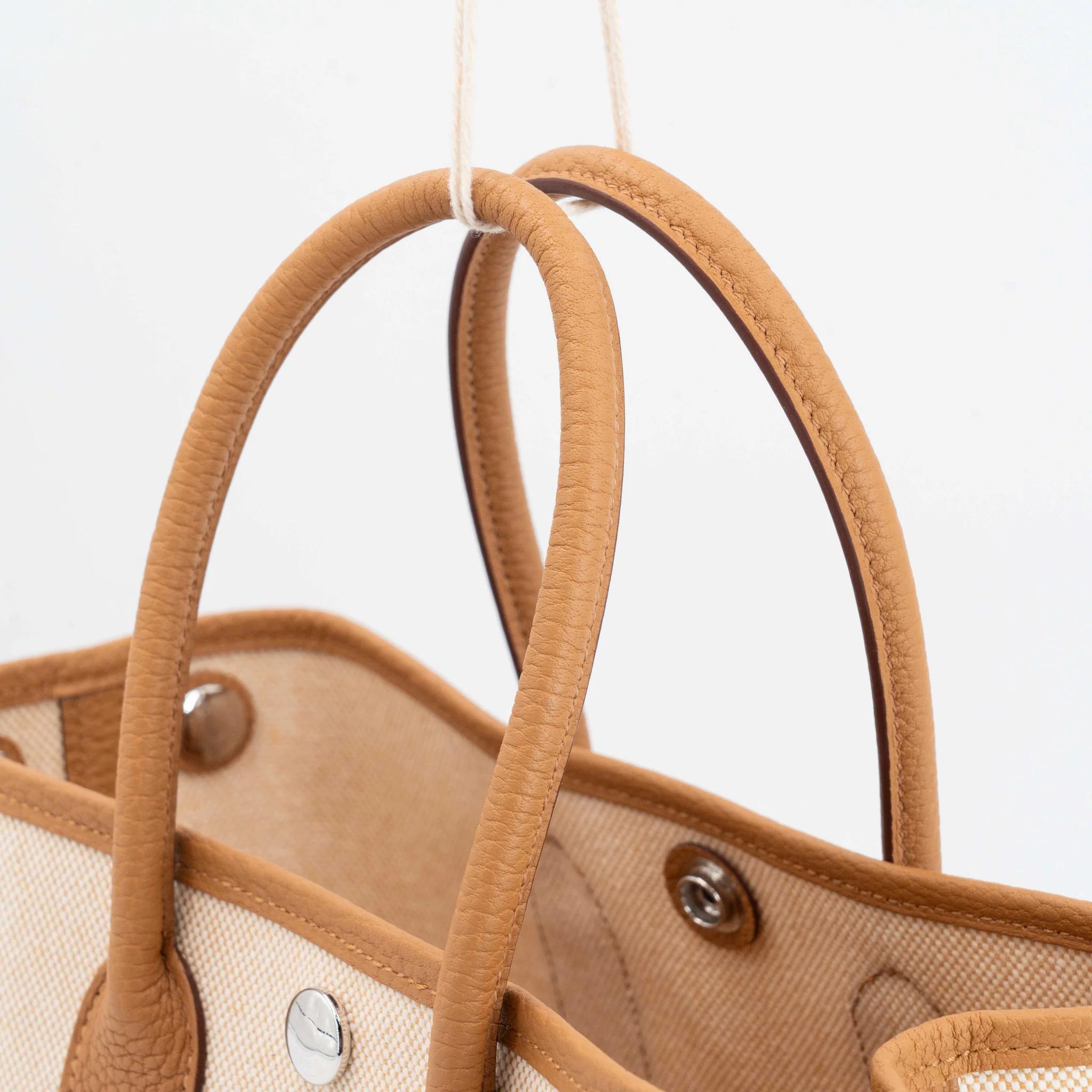 全新 HERMÈS 爱马仕 Neo Garden Party 23 花园 2S 芝麻色 Sesame Negonda皮 Toile H Viking帆布 银扣 G刻 2026年 - 3