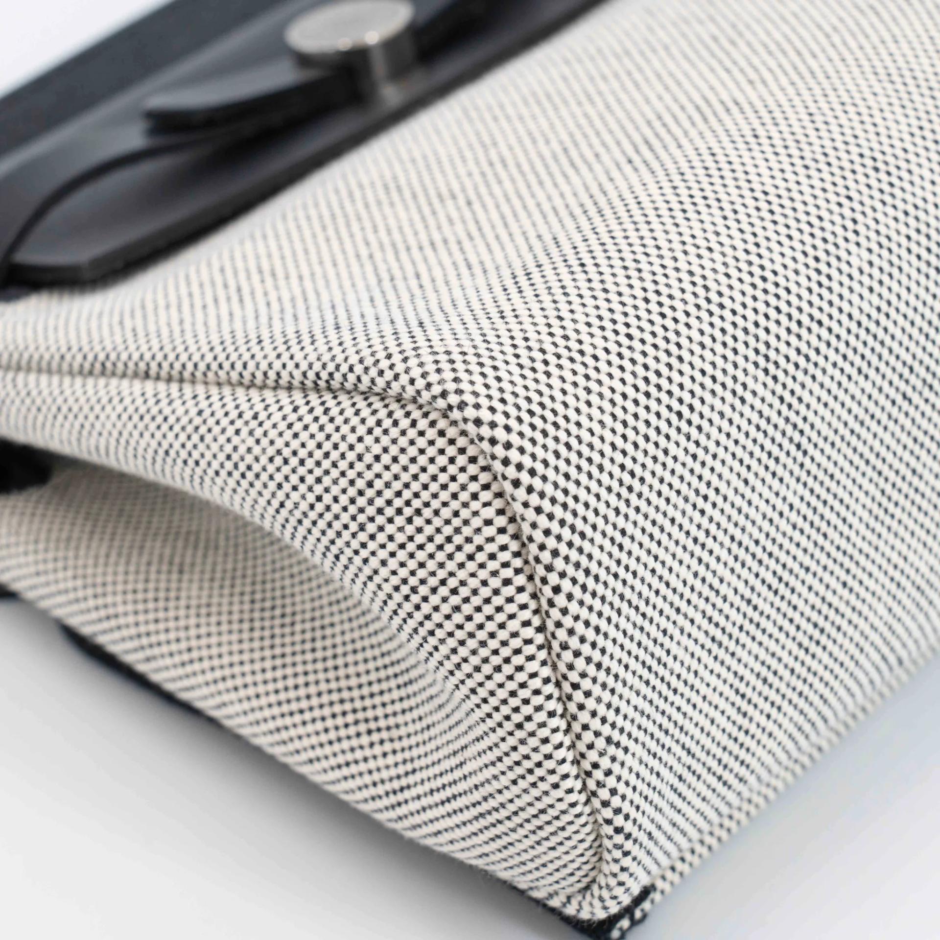 Excellent ( Rank SA ) HERMÈS Herbag Zip Mini 20 Noir (89) Vache Hunter Toile H canvas Palladium hardware K (2025) - 16